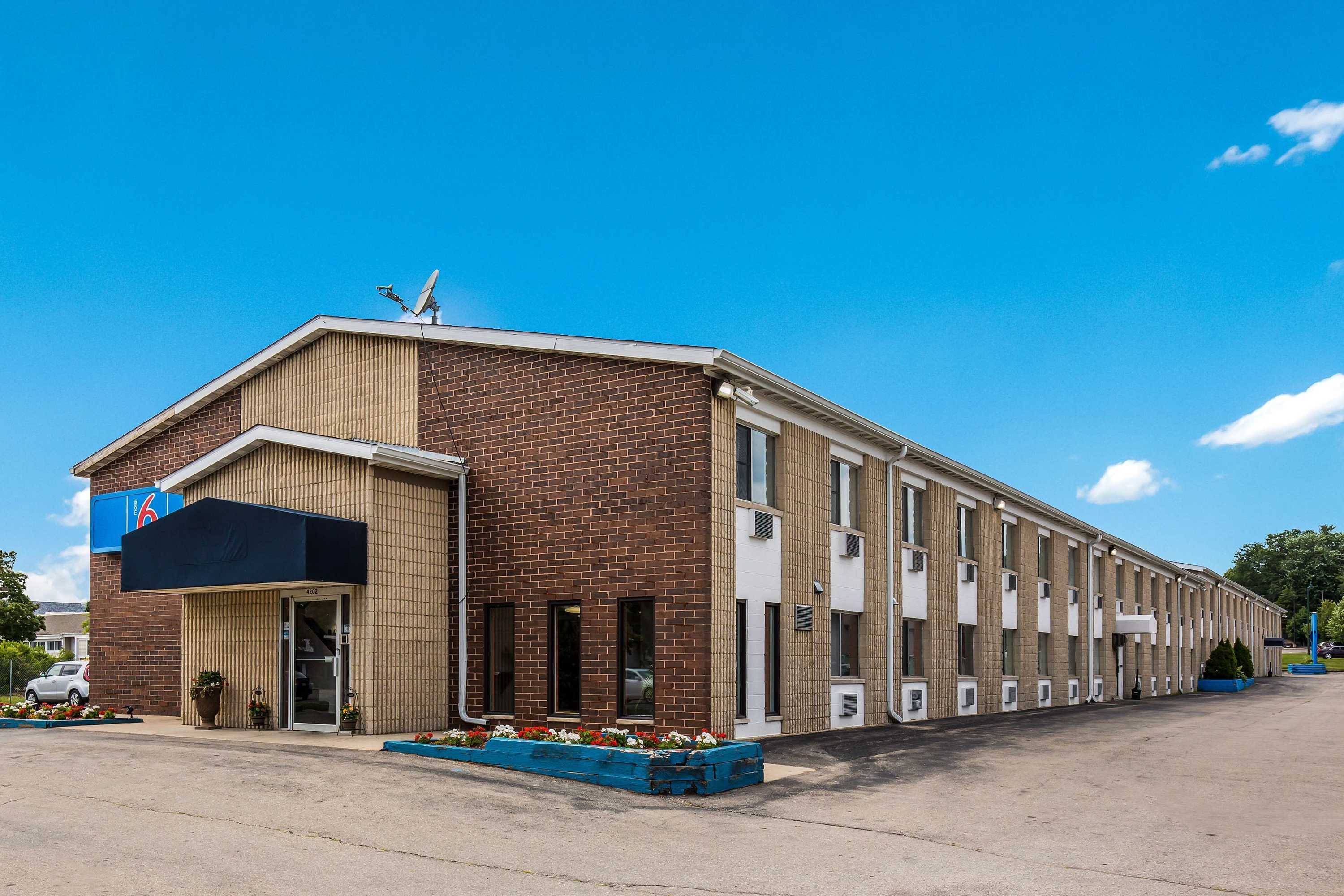 Gift card for Motel 6 Madison, WI - East Gift card for Motel 6 Madison, WI - East