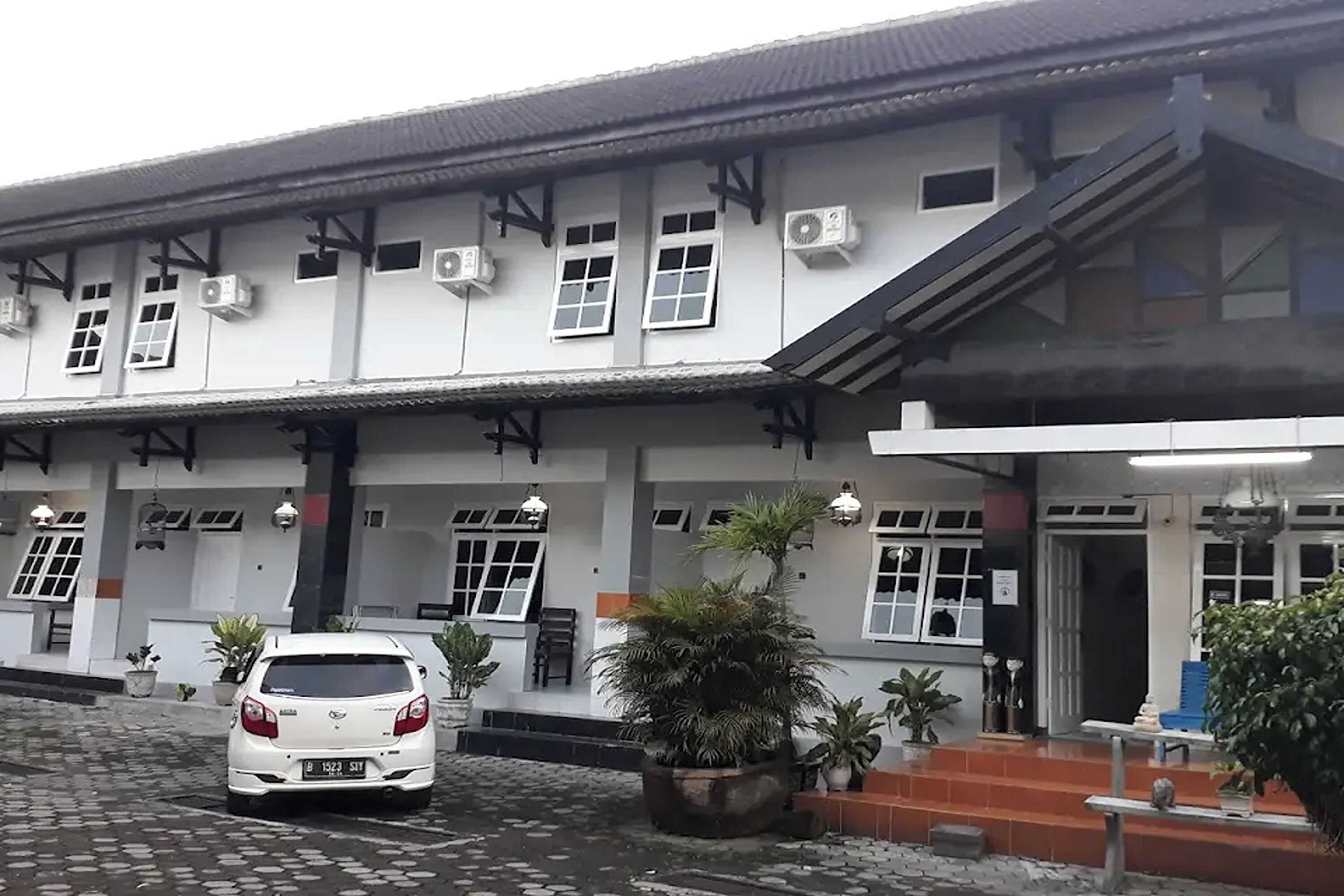 Gift card for Hotel Merak Indah Gift card for Hotel Merak Indah