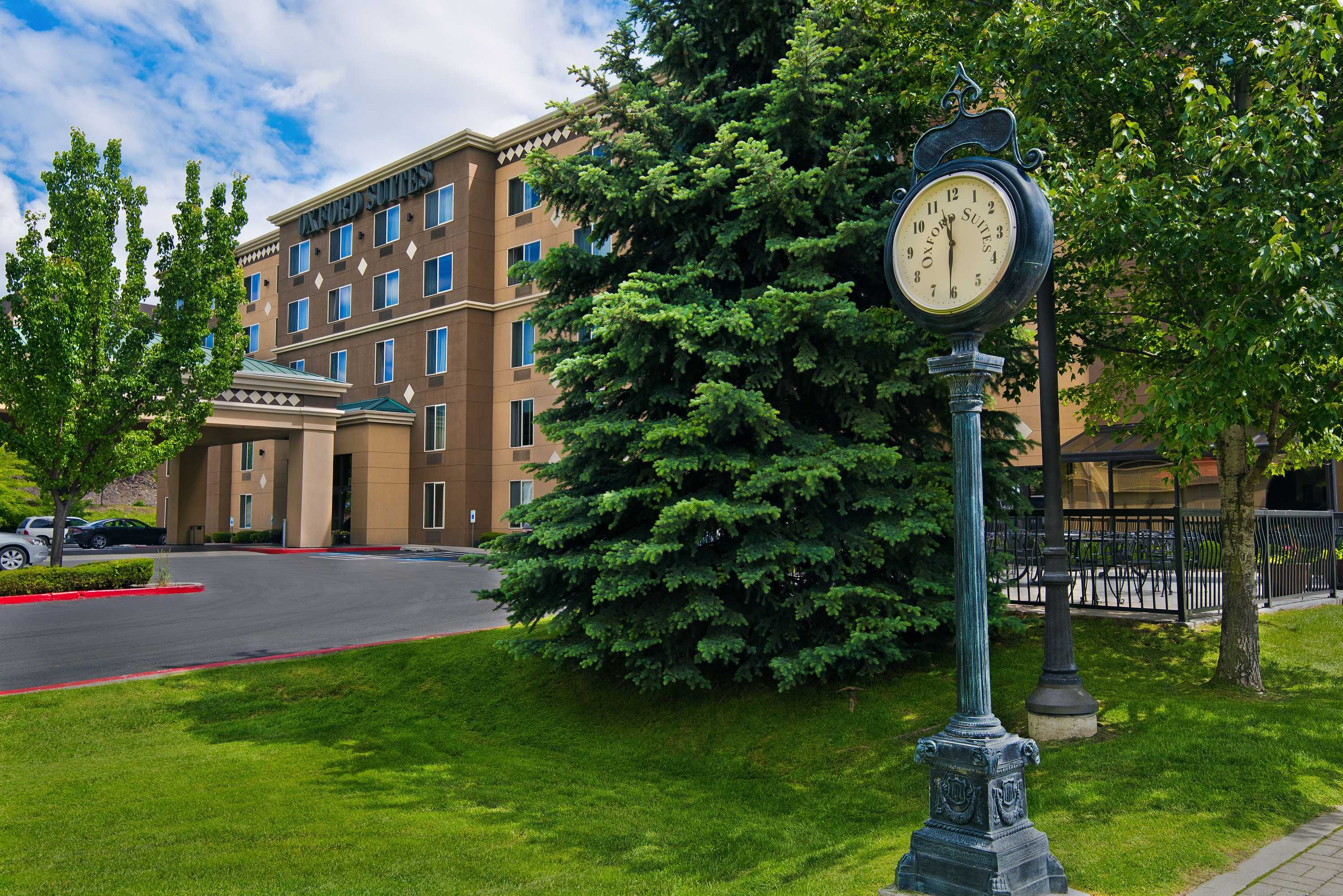 Gift card for Oxford Suites Spokane Gift card for Oxford Suites Spokane