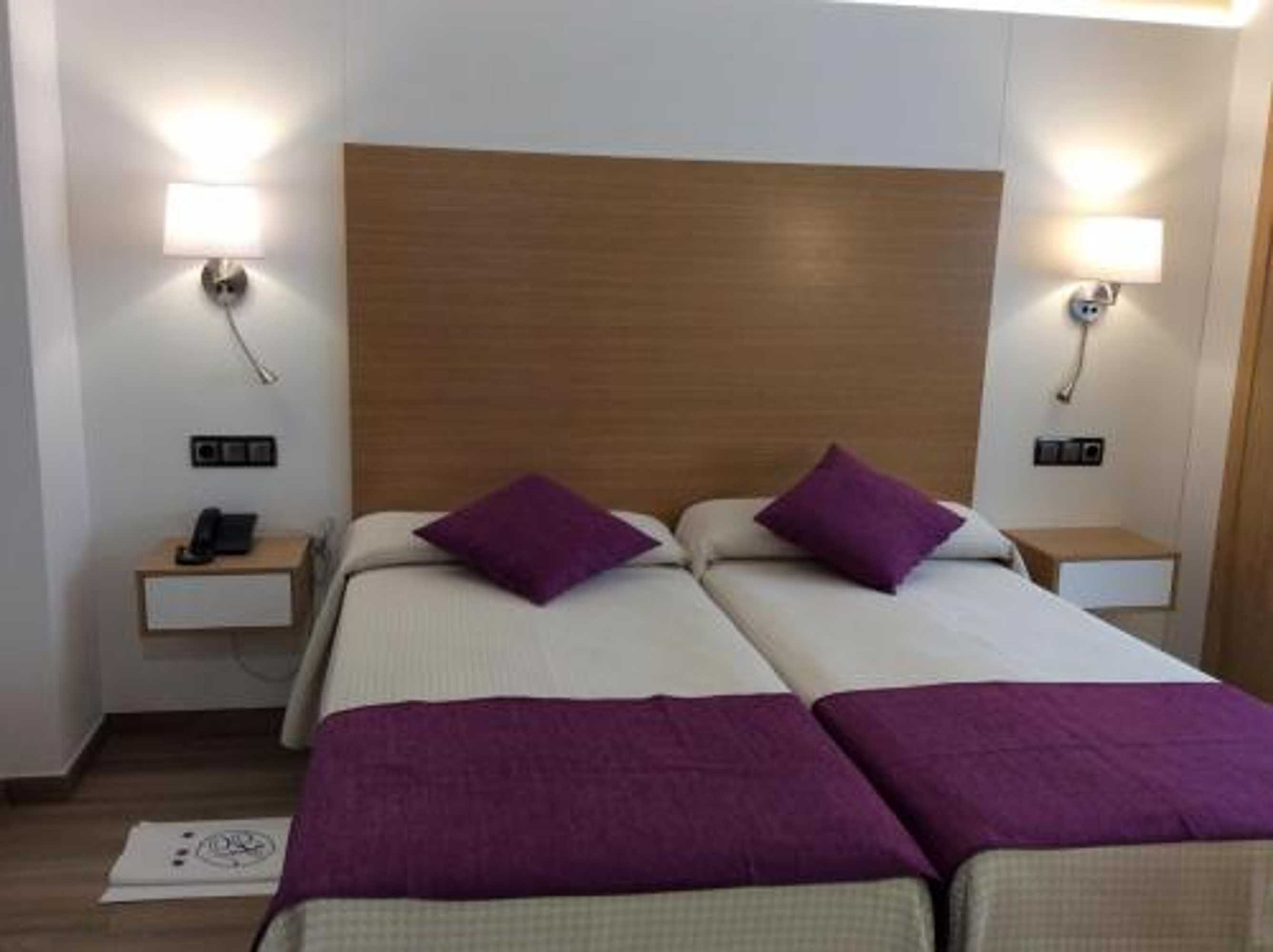 Gift card for Hotel La Noyesa *** Superior Gift card for Hotel La Noyesa *** Superior