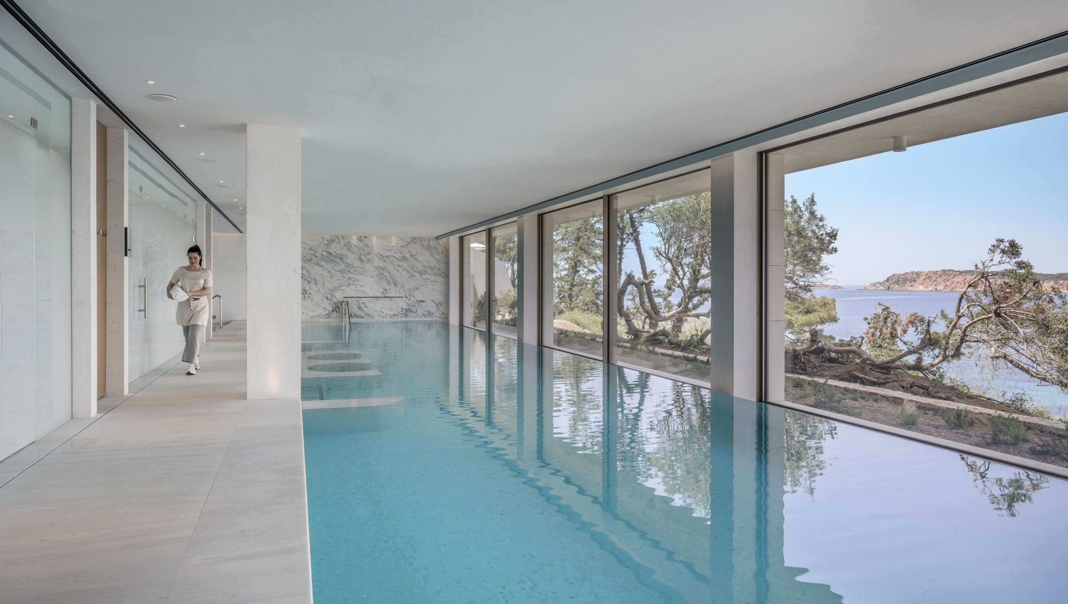 Gift card for Four Seasons Astir Palace Hotel Athens Gift card for Four Seasons Astir Palace Hotel Athens