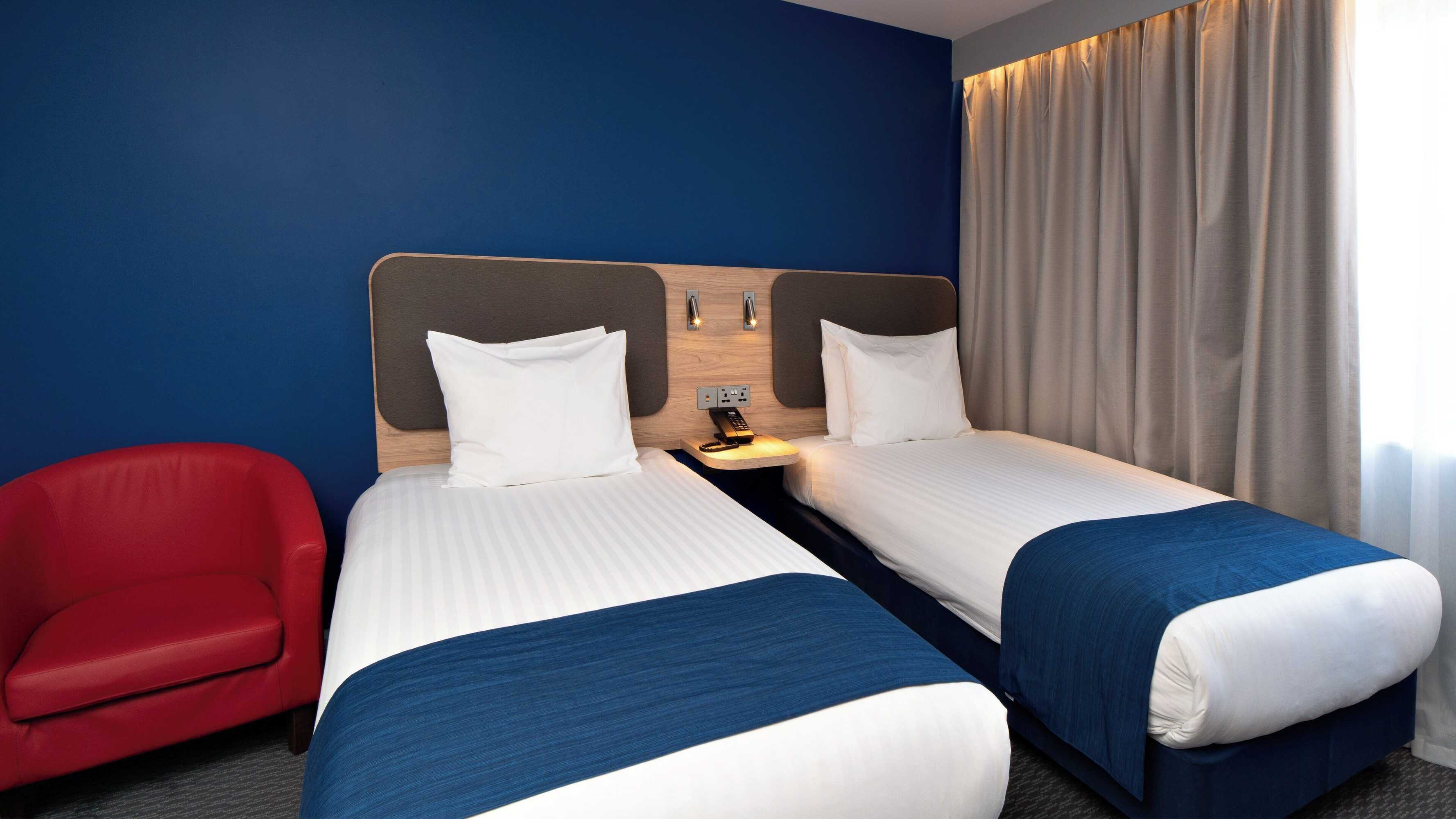 Gift card for Holiday Inn Express Poole by Ihg Gift card for Holiday Inn Express Poole by Ihg