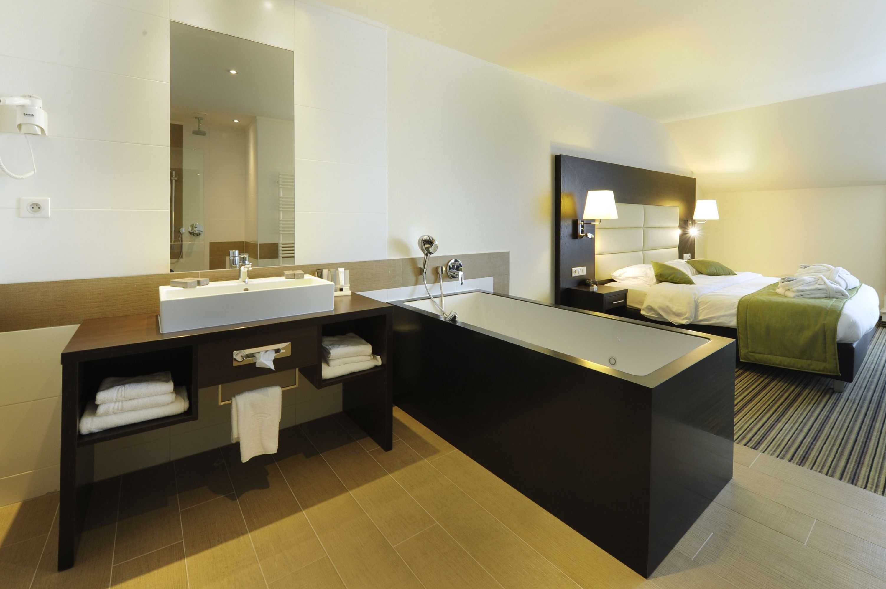 Gift card for Van Der Valk Hotel Charleroi Airport Gift card for Van Der Valk Hotel Charleroi Airport
