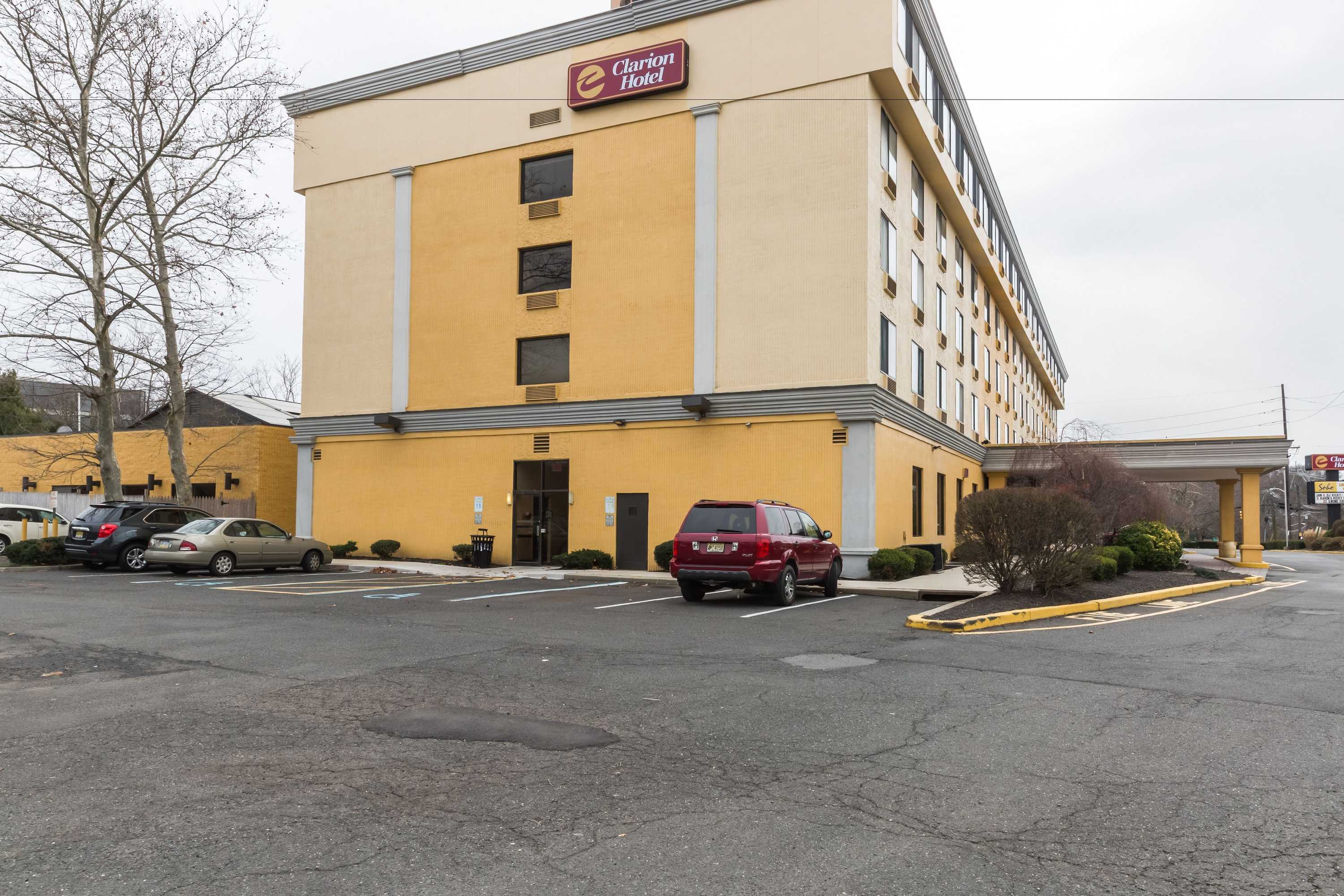 Gift card for Clarion Hotel Somerset - New Brunswick Gift card for Clarion Hotel Somerset - New Brunswick