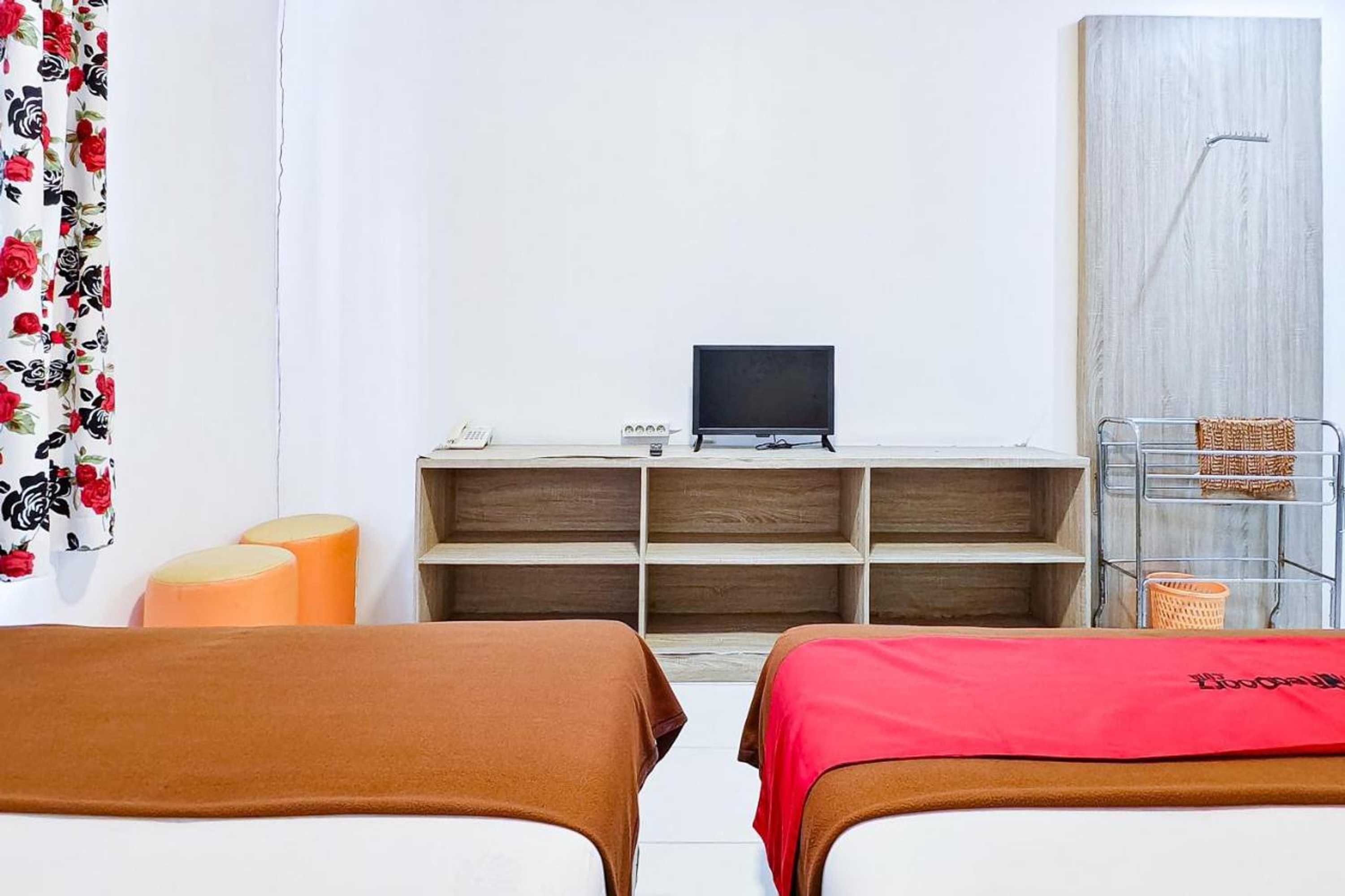 Gift card for Reddoorz Near Taman Safari 3