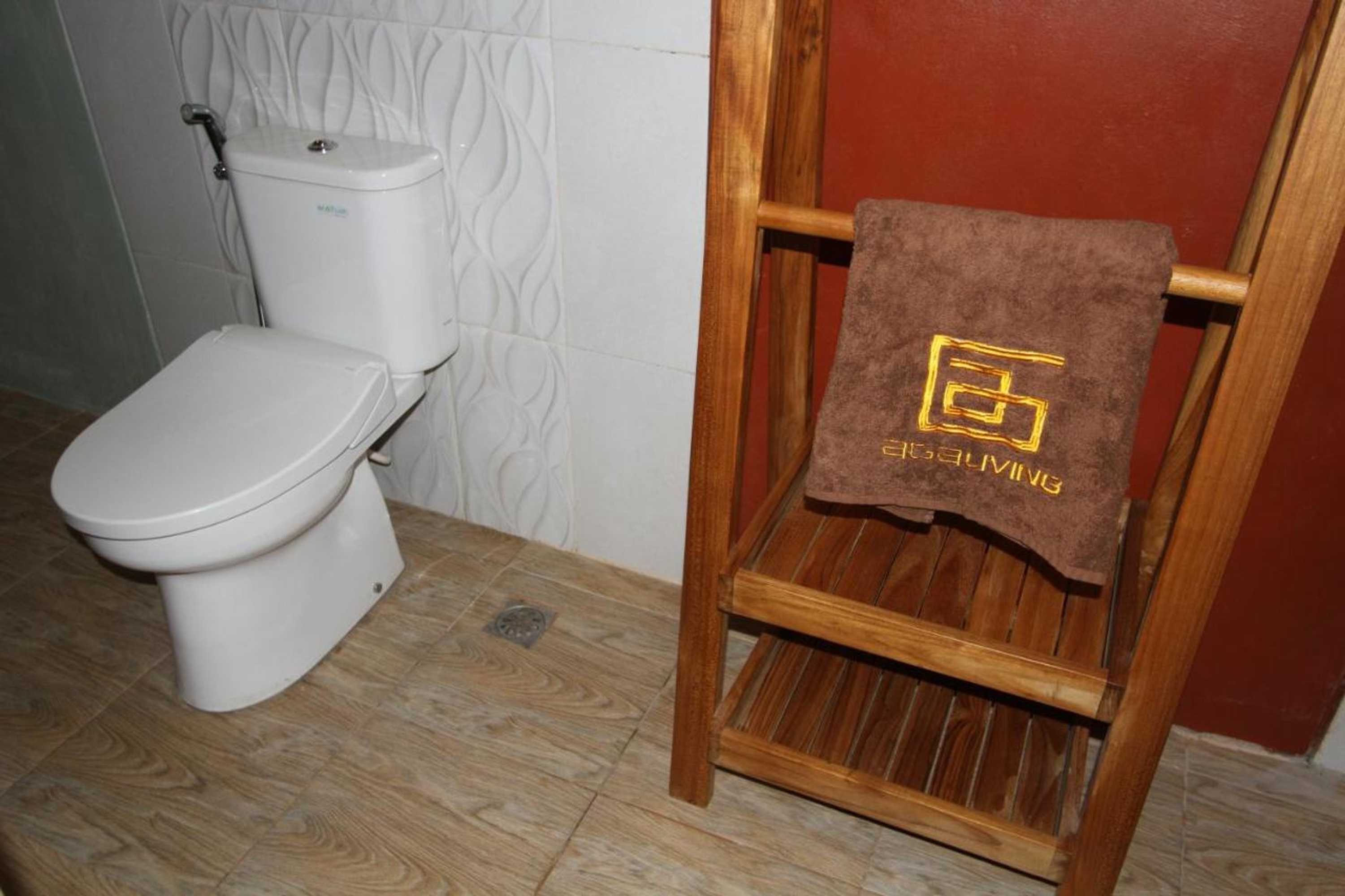 Gift card for Agaliving Medewi