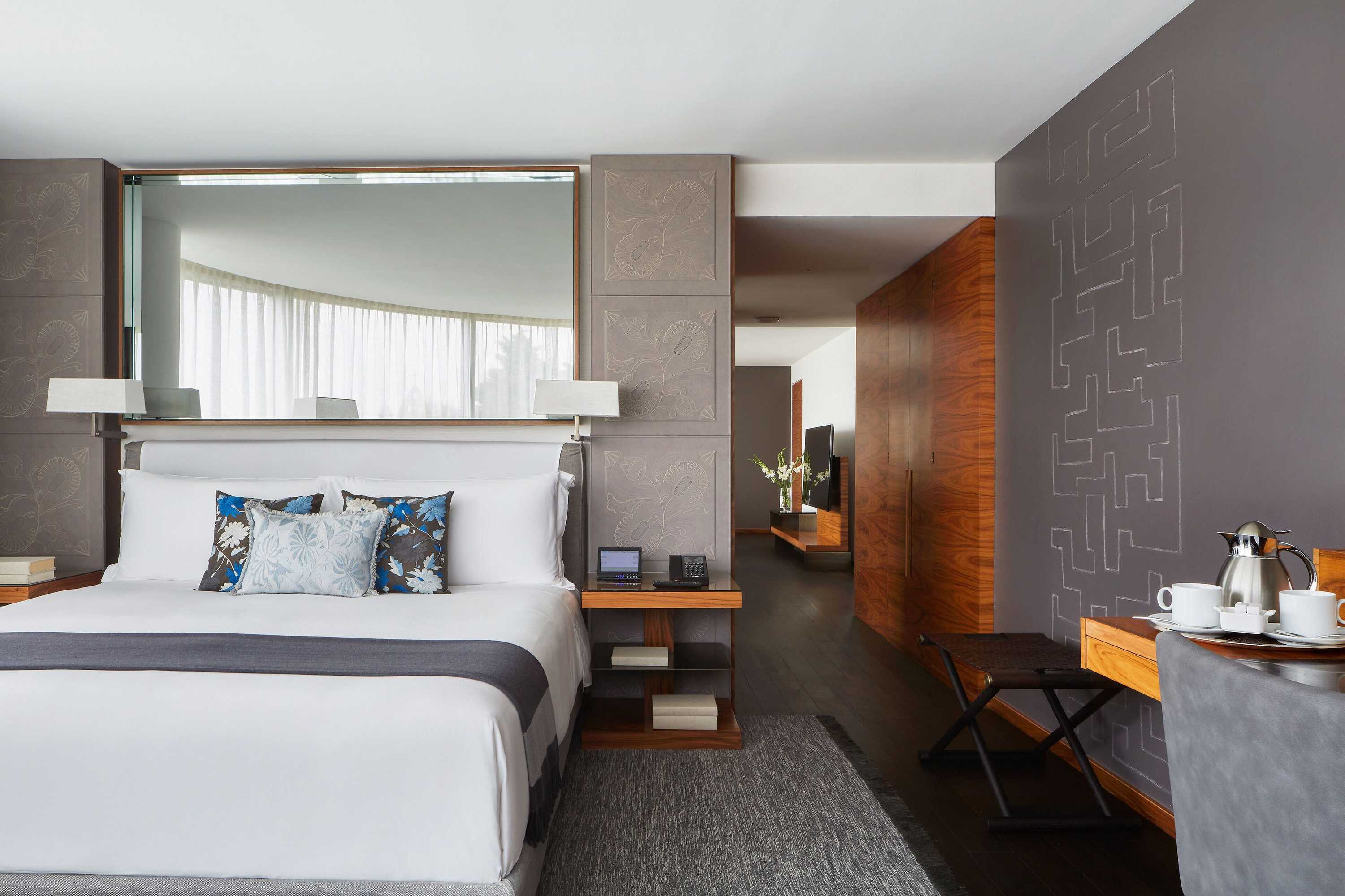 Gift card for Las Alcobas, a Luxury Collection Hotel, Mexico City Gift card for Las Alcobas, a Luxury Collection Hotel, Mexico City