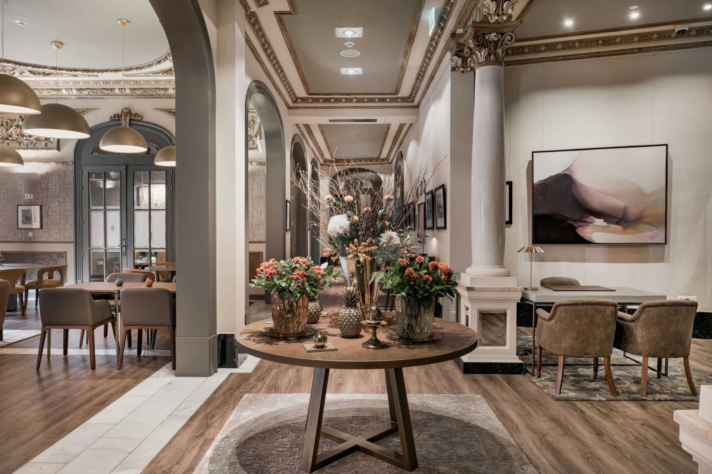 Gift card for Círculo Gran Vía, Autograph Collection - Adults Only Gift card for Círculo Gran Vía, Autograph Collection - Adults Only