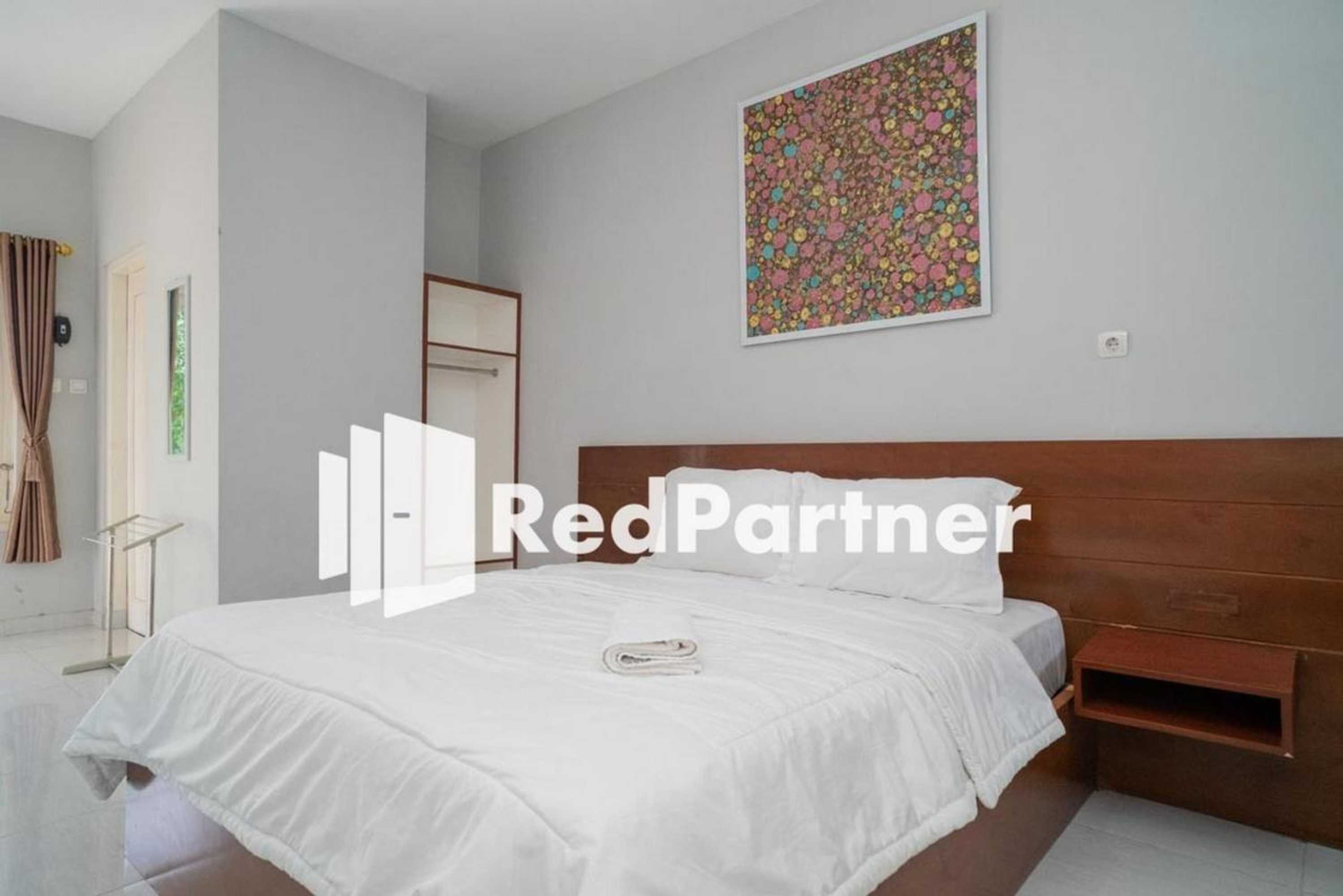 Gift card for House Acasia Syariah Near Universitas Aisyiah Yogyakarta Mitra Reddoorz