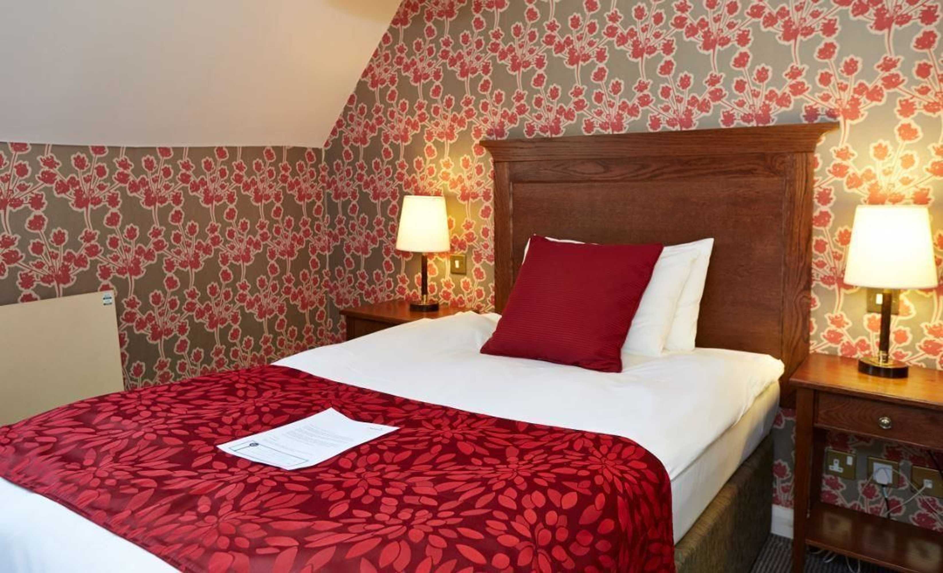 Gift card for Saracens Head Hotel by Greene King Inns Gift card for Saracens Head Hotel by Greene King Inns