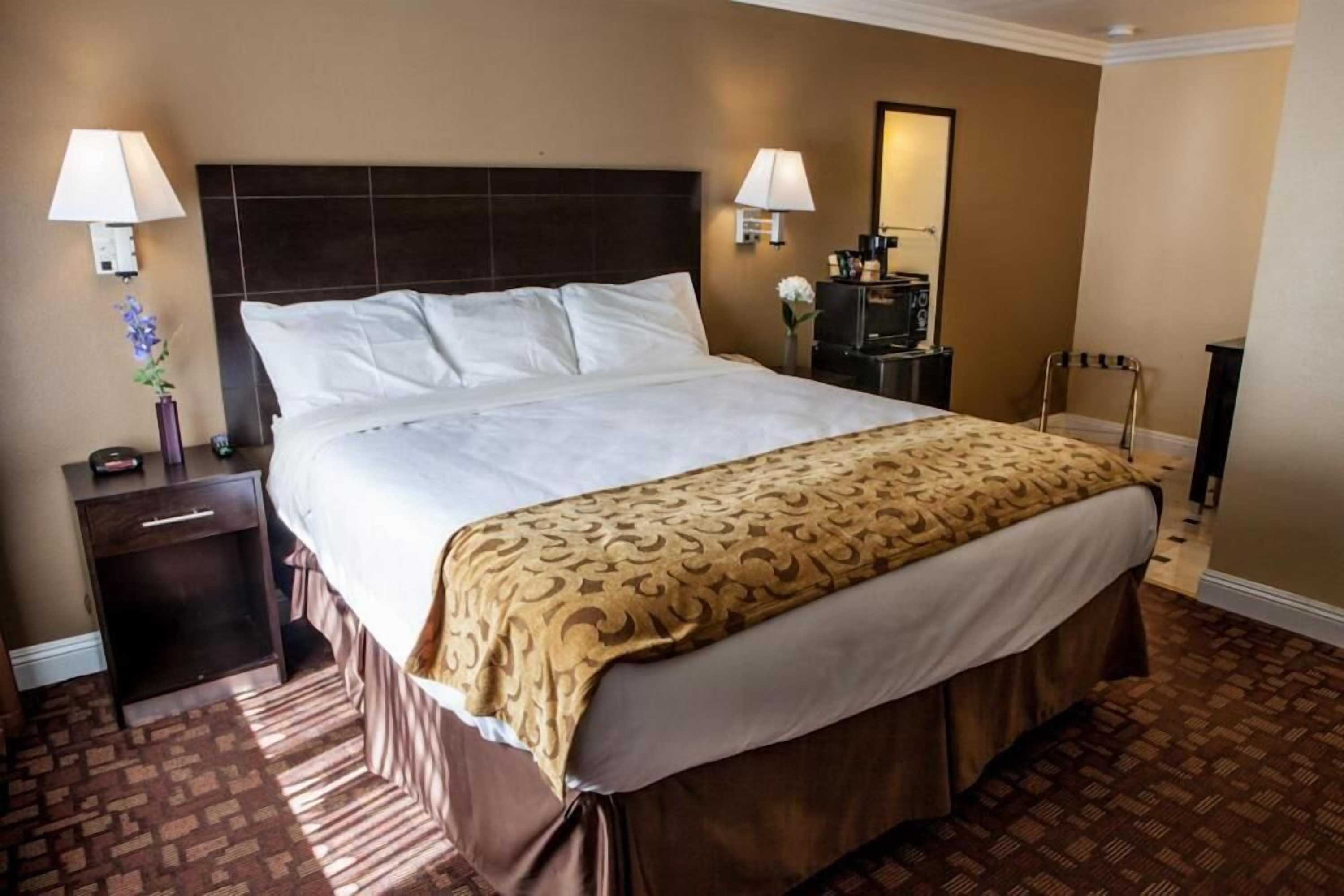 Gift card for Marinwood Inn & Suites Gift card for Marinwood Inn & Suites