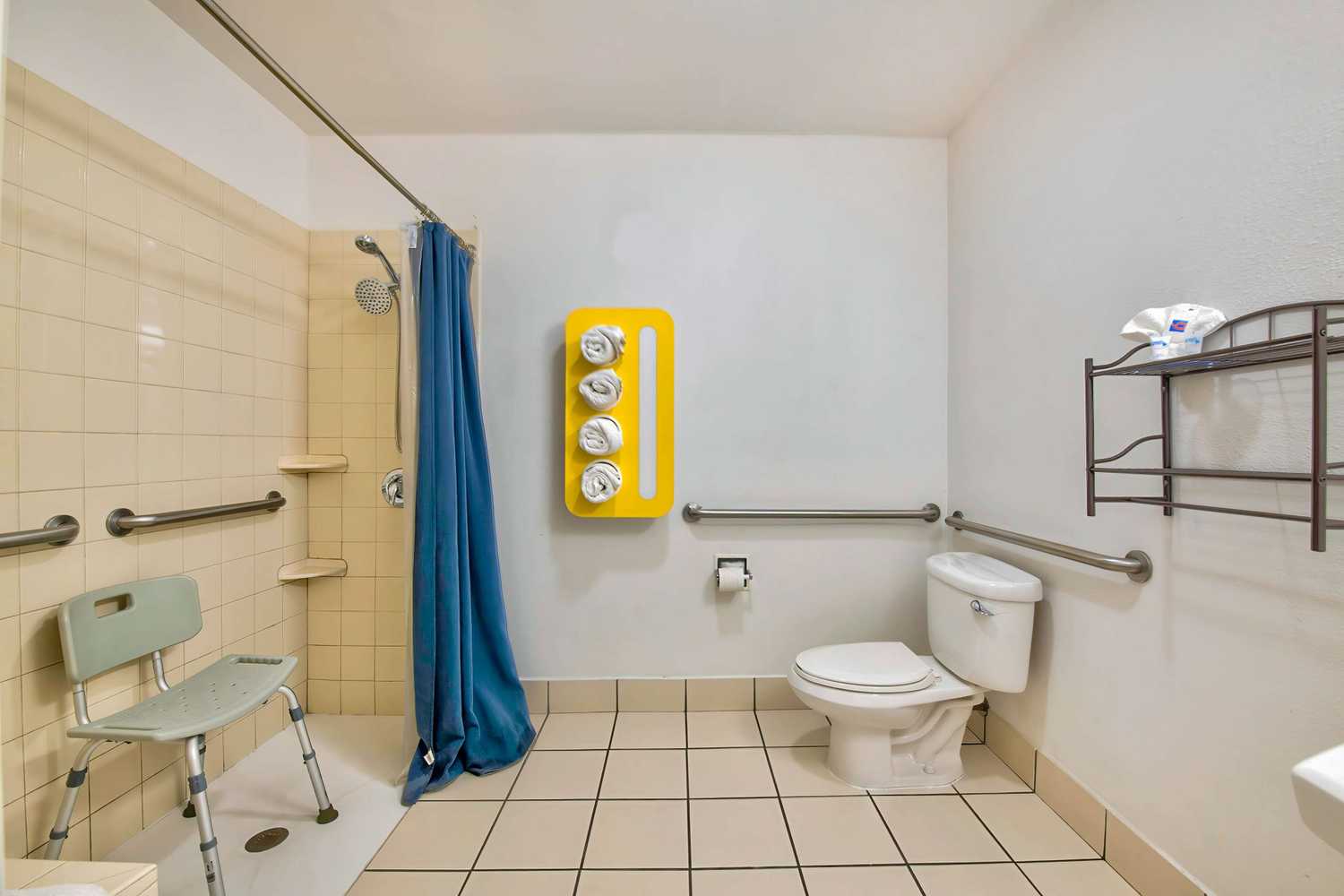 Gift card for Motel 6 Eagle Pass, TX - Lakeside Gift card for Motel 6 Eagle Pass, TX - Lakeside