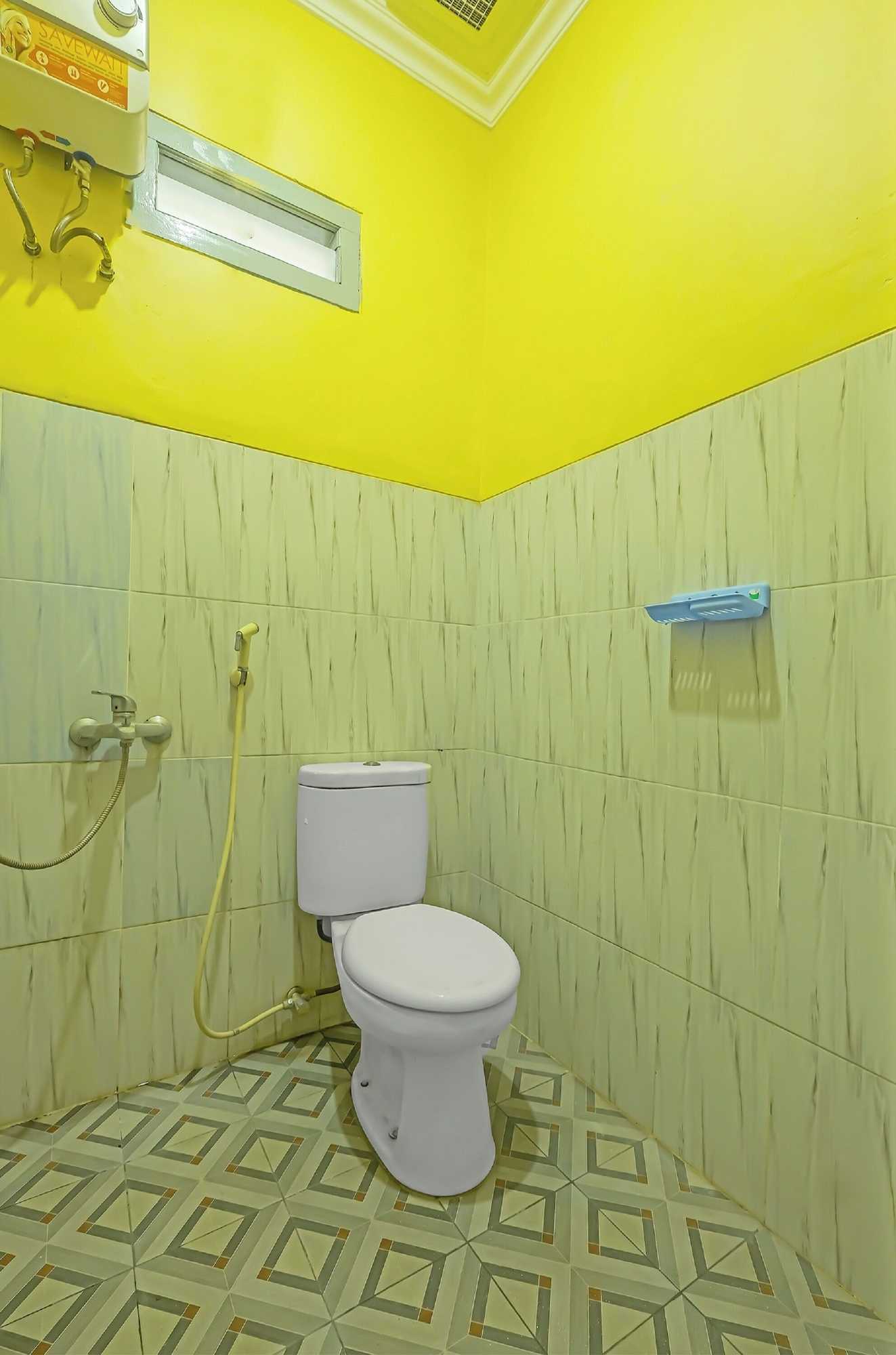 Gift card for Oyo 92483 Hotel Kirana