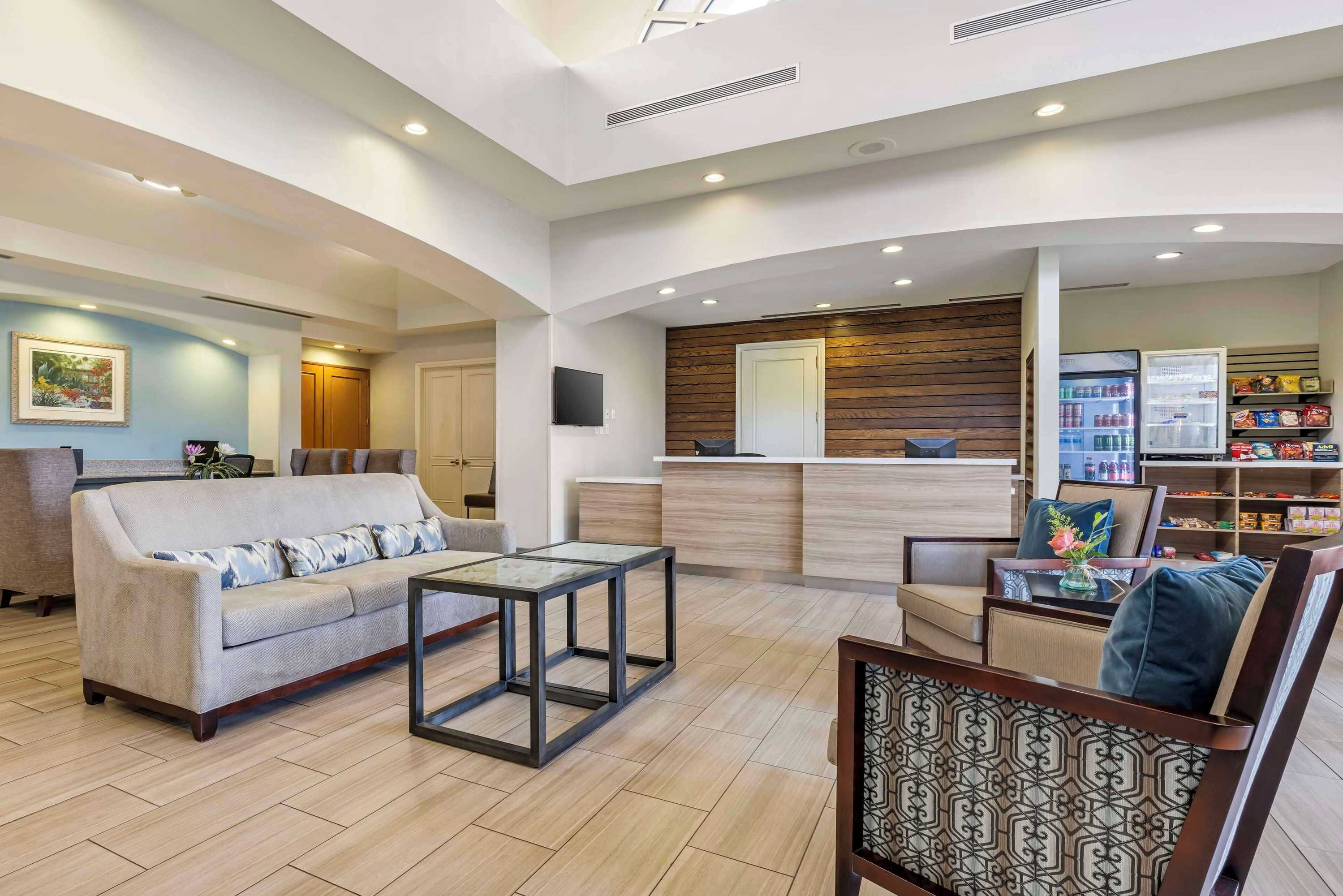 Gift card for Best Western Plus Palm Desert Resort Gift card for Best Western Plus Palm Desert Resort