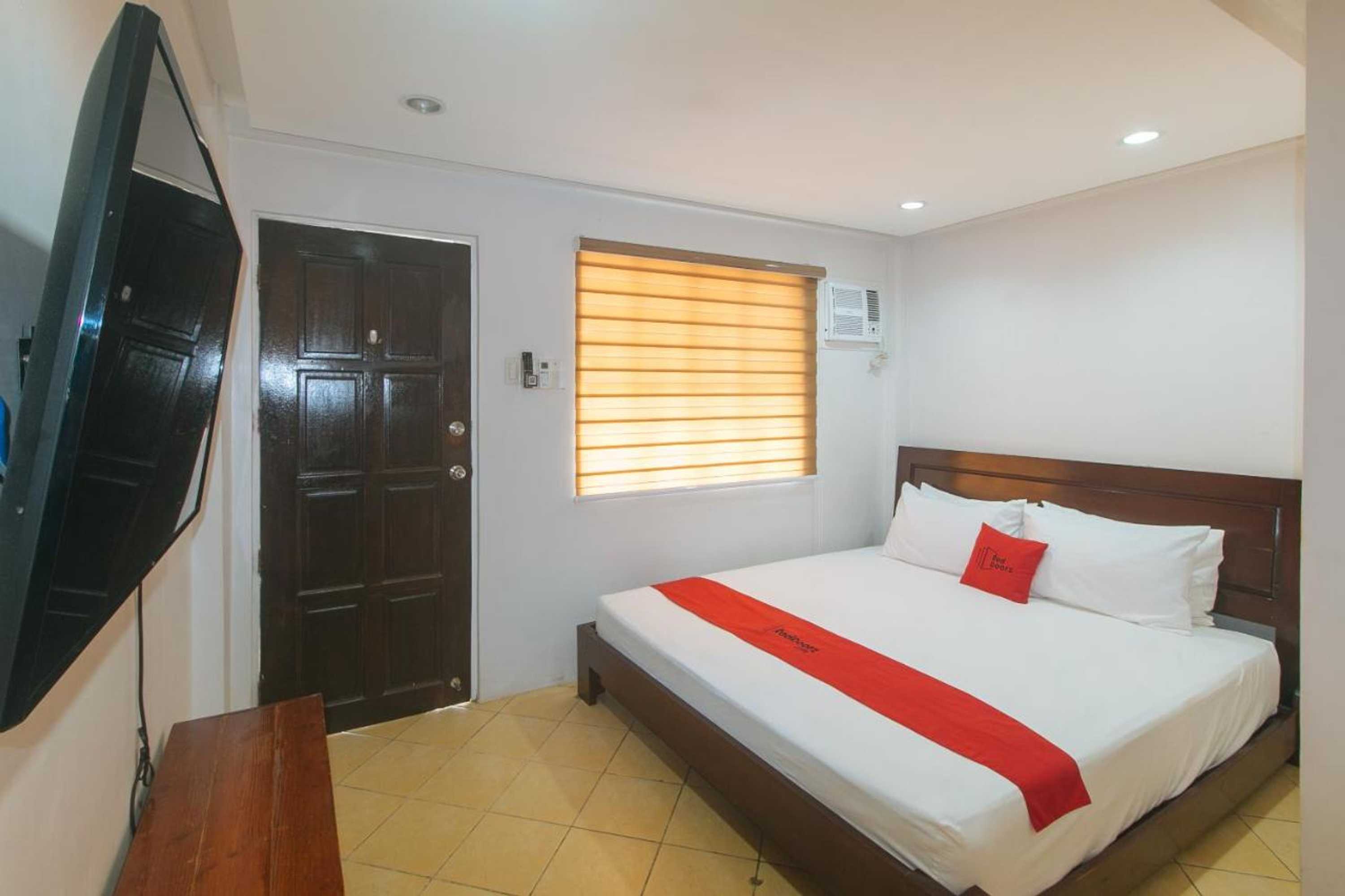 Gift card for Reddoorz at David's Travellers Inn Cavite