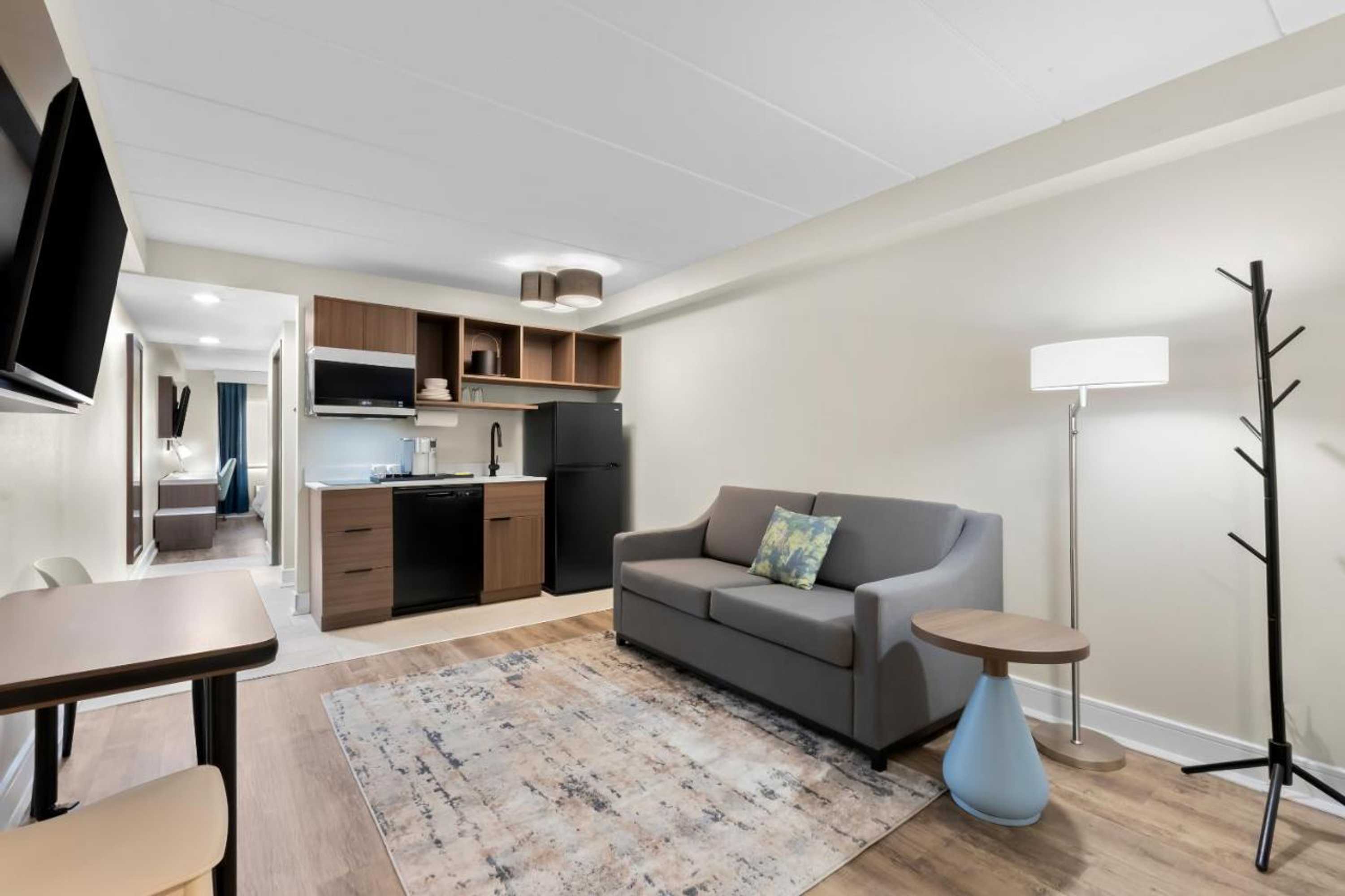 Gift card for Latitude Suites Tinton Falls Eatontown/bw Premier Collection