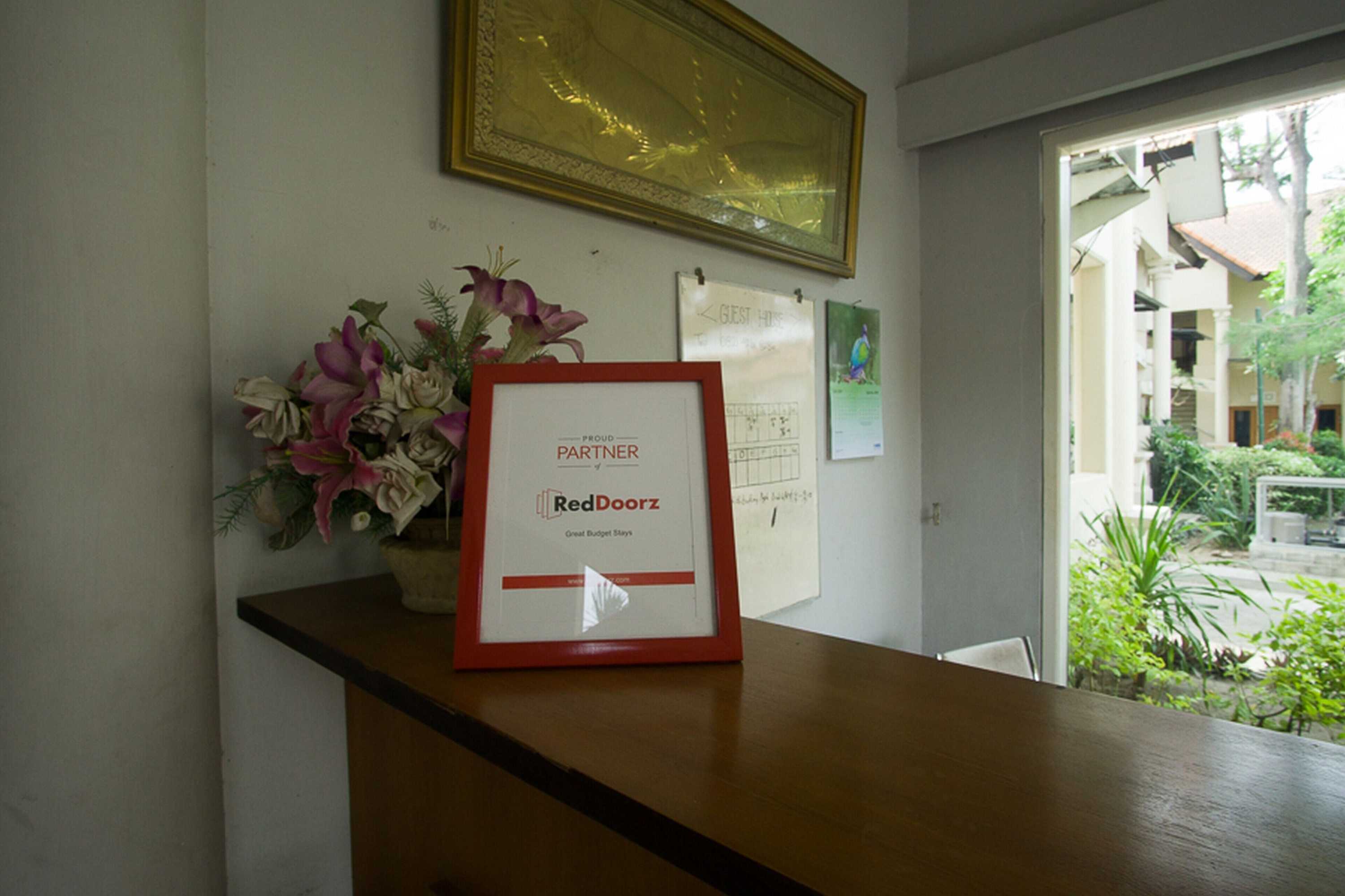 Gift card for Reddoorz Near Rumah Sakit Baptis Kediri Gift card for Reddoorz Near Rumah Sakit Baptis Kediri