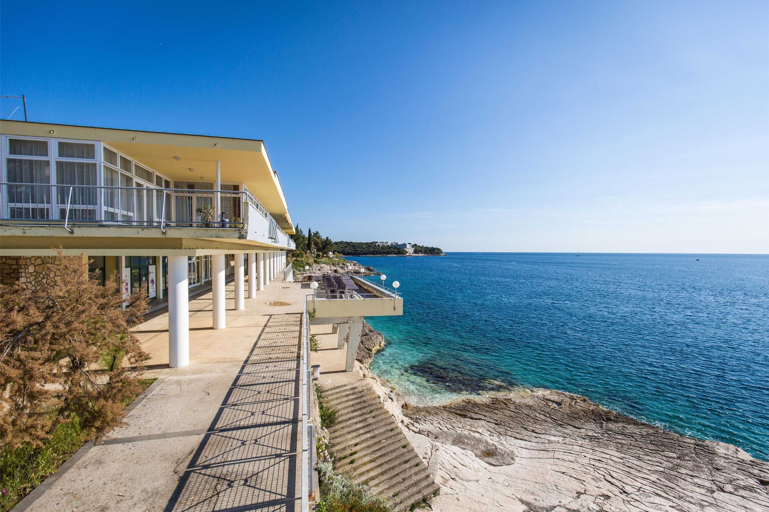 Gift card for Splendid Golden Rocks Resort Gift card for Splendid Golden Rocks Resort