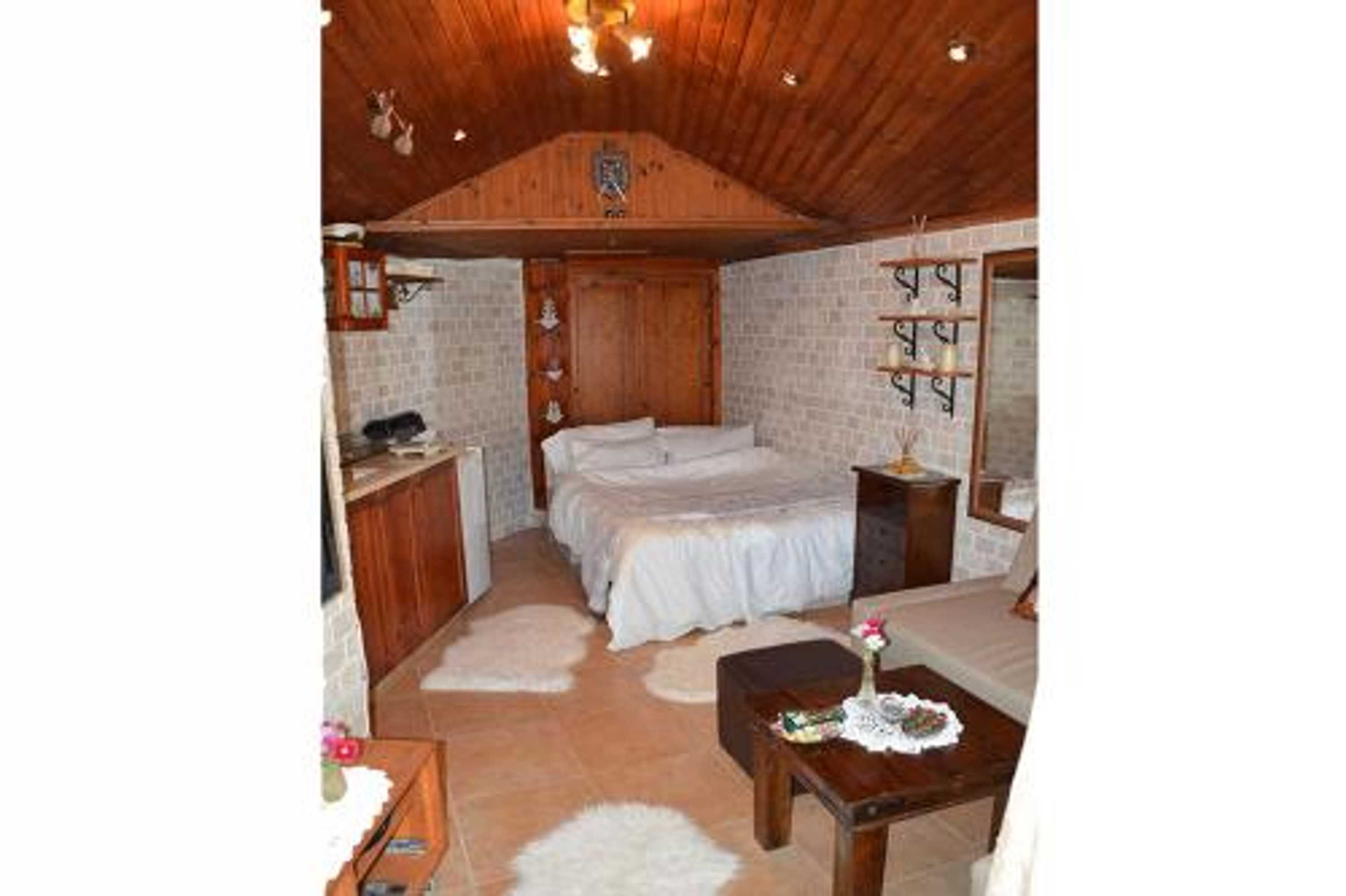 Gift card for Czarina Cabin הבקתה הקיסרית והדירה הקיסרית Czarina Apartment Gift card for Czarina Cabin הבקתה הקיסרית והדירה הקיסרית Czarina Apartment