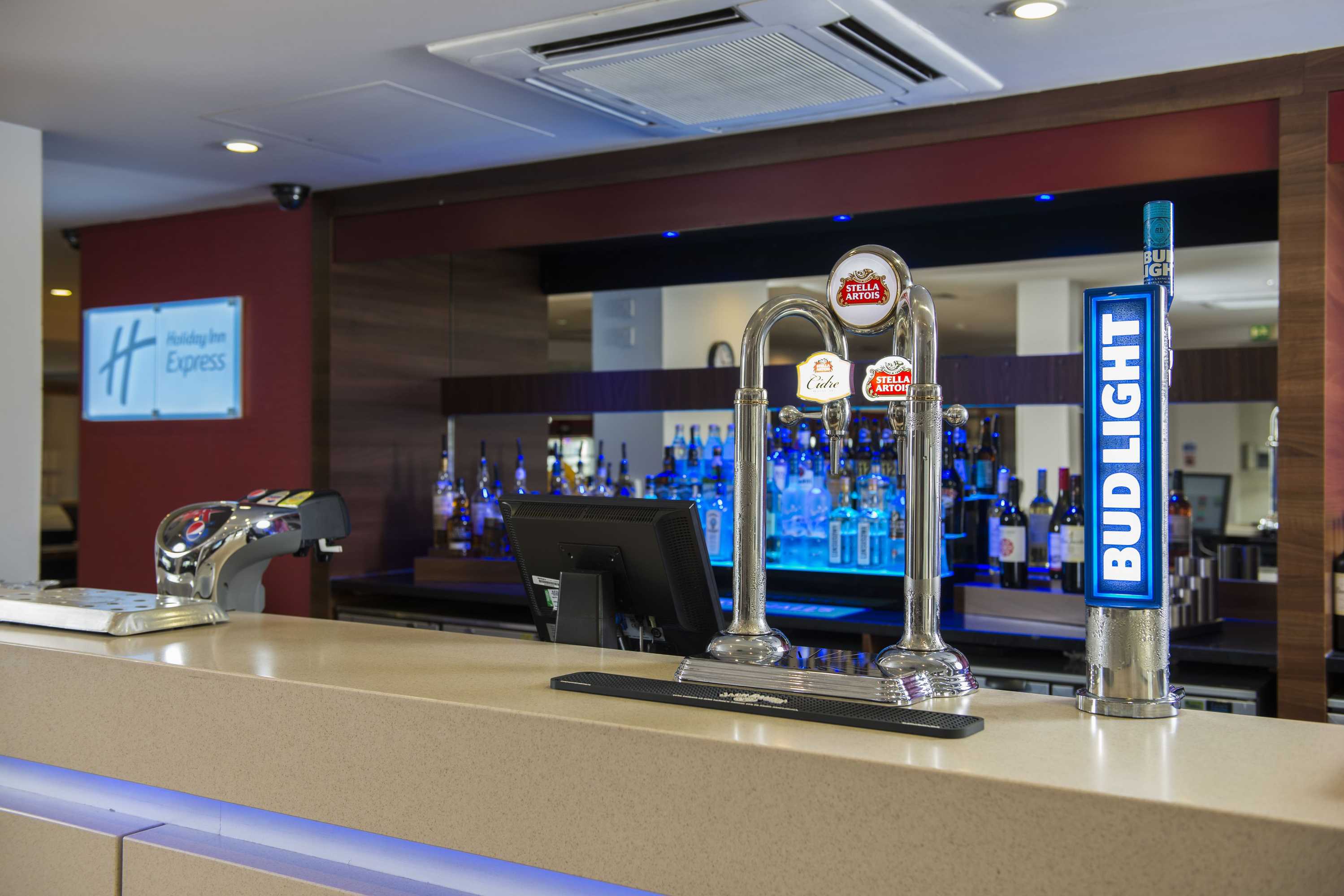 Gift card for Holiday Inn Express Derby Pride Park by Ihg Gift card for Holiday Inn Express Derby Pride Park by Ihg