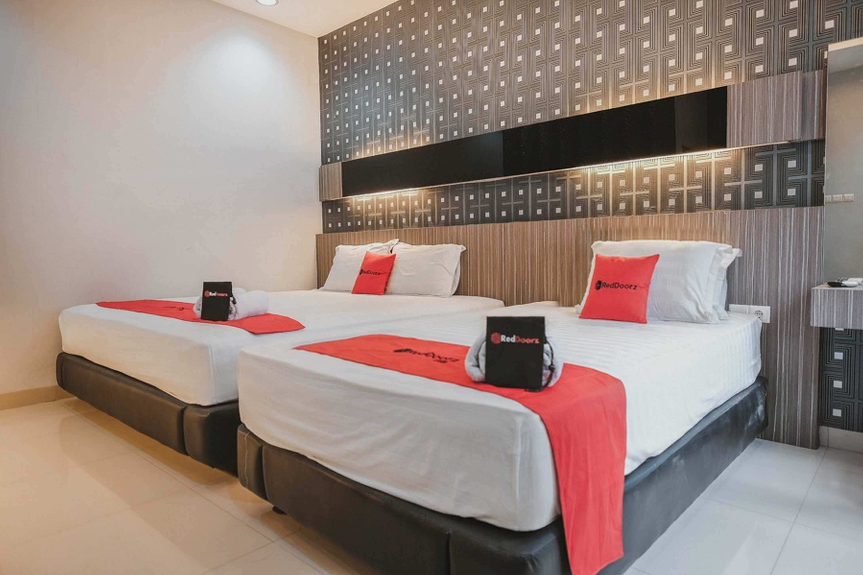 Gift card for Reddoorz @ Jamin Ginting Medan Gift card for Reddoorz @ Jamin Ginting Medan