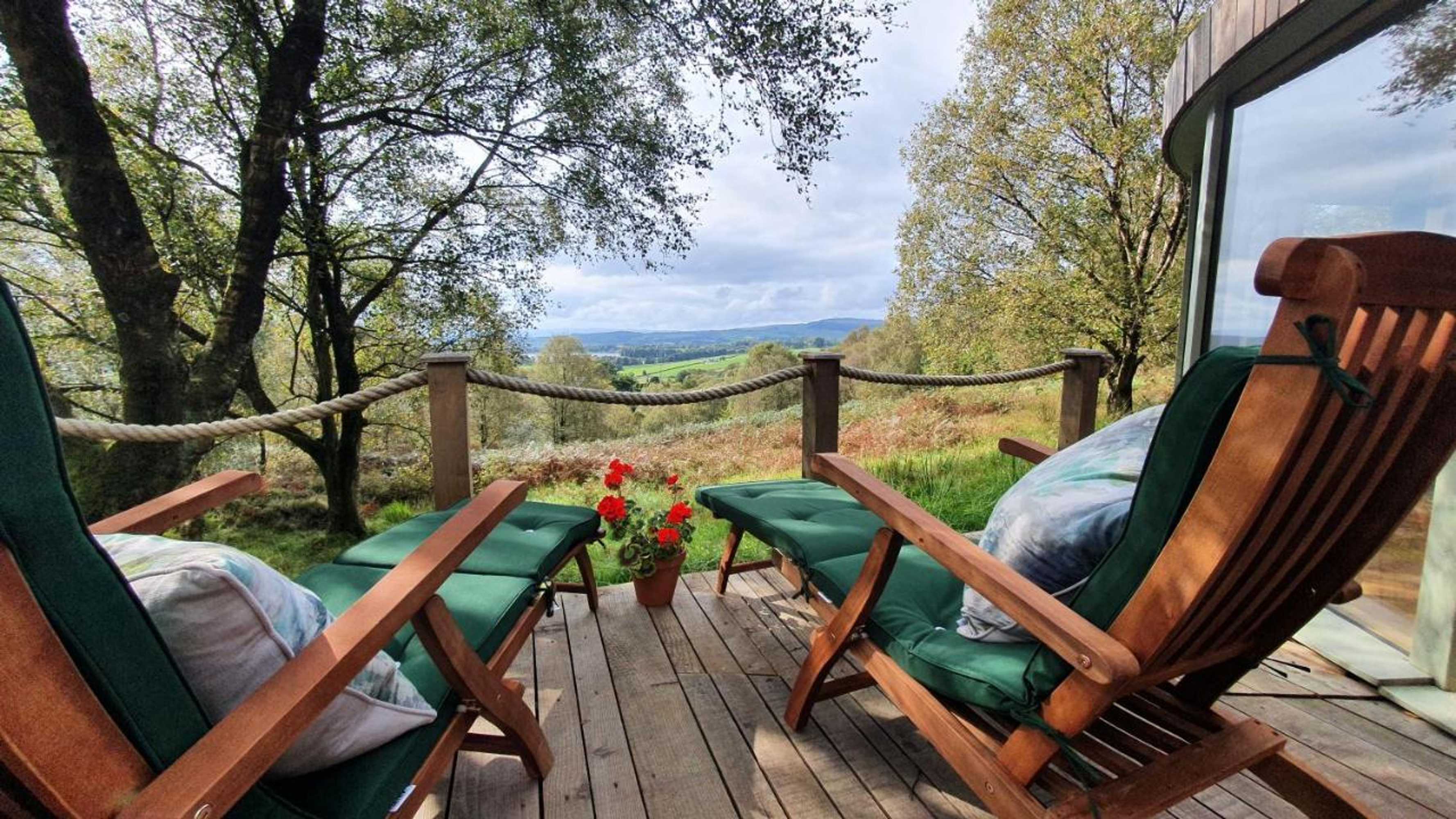 Gift card for Craigmaddie Muir Roundhouse With Hot Tub Romantic, Luxury, Rural Stay For 2 Near Milngavie Gift card for Craigmaddie Muir Roundhouse With Hot Tub Romantic, Luxury, Rural Stay For 2 Near Milngavie