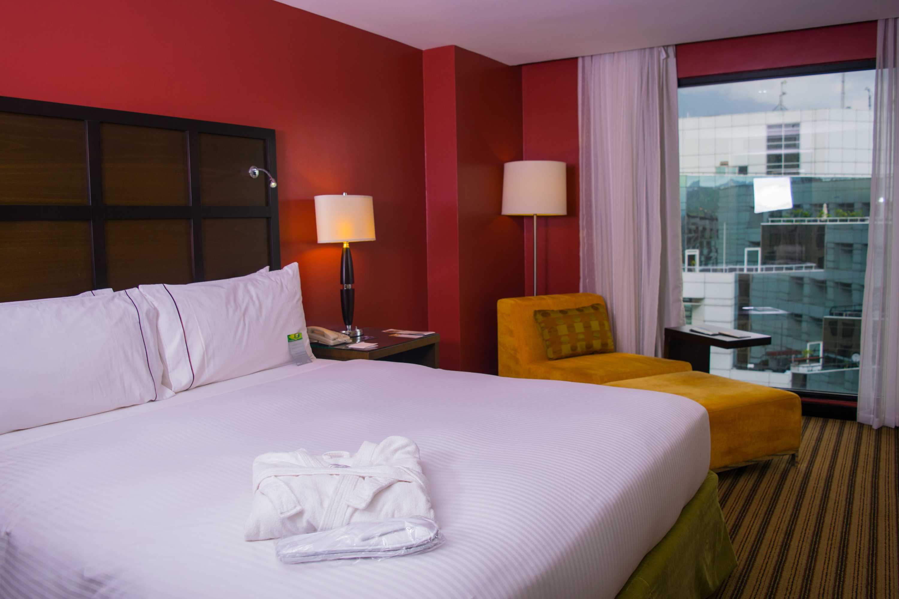 Gift card for Renaissance Caracas La Castellana Hotel Gift card for Renaissance Caracas La Castellana Hotel
