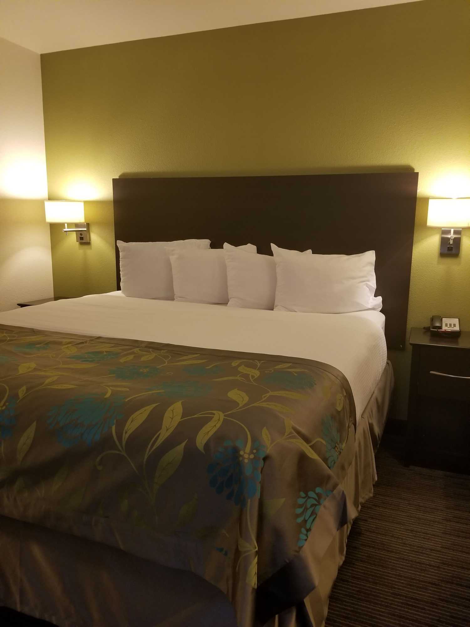 Gift card for Baymont by Wyndham Eau Claire WI Gift card for Baymont by Wyndham Eau Claire WI