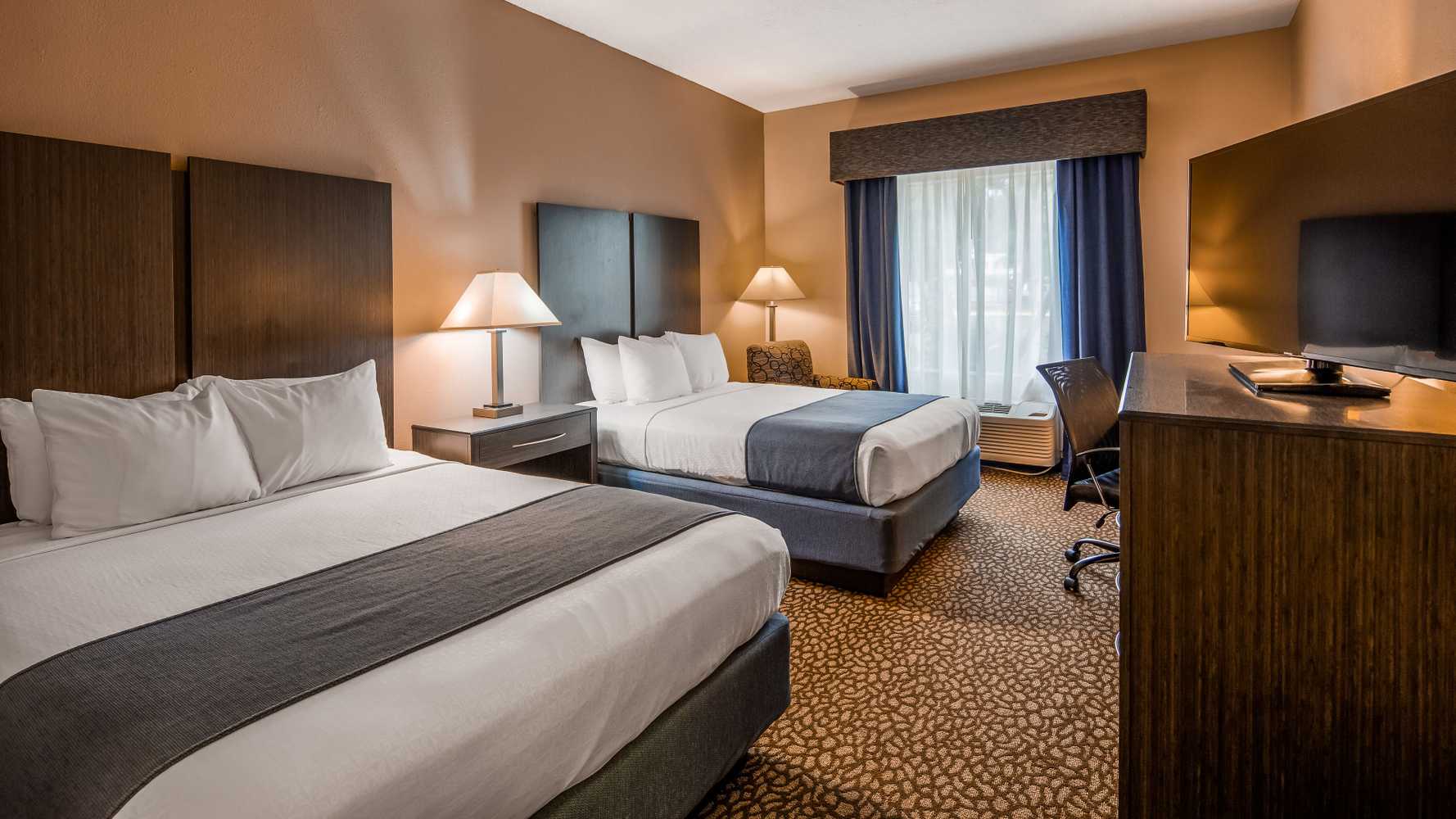 Gift card for Best Western Plus Bradenton Hotel & Suites Gift card for Best Western Plus Bradenton Hotel & Suites