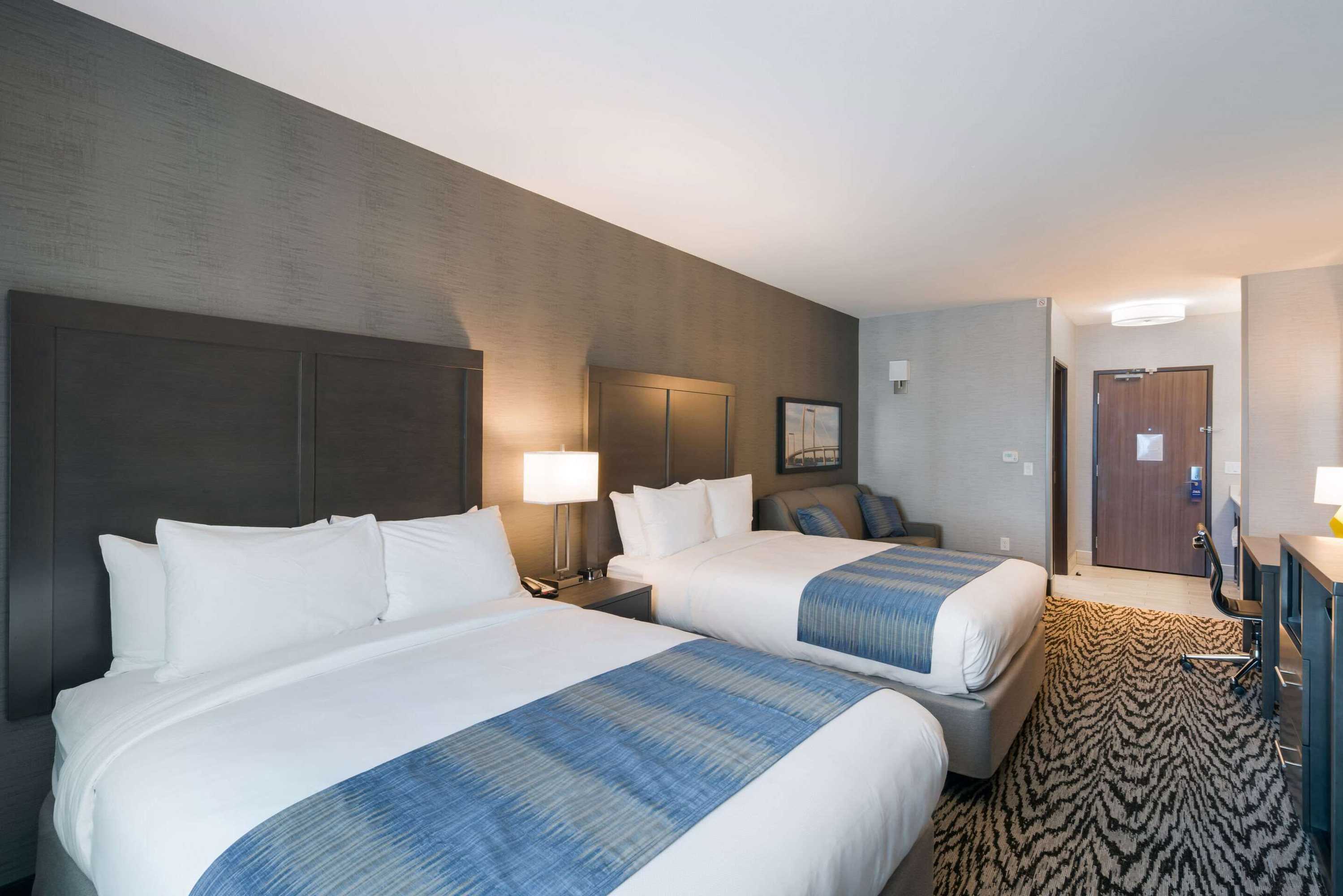 Gift card for Comfort Suites Kennewick at Southridge Gift card for Comfort Suites Kennewick at Southridge