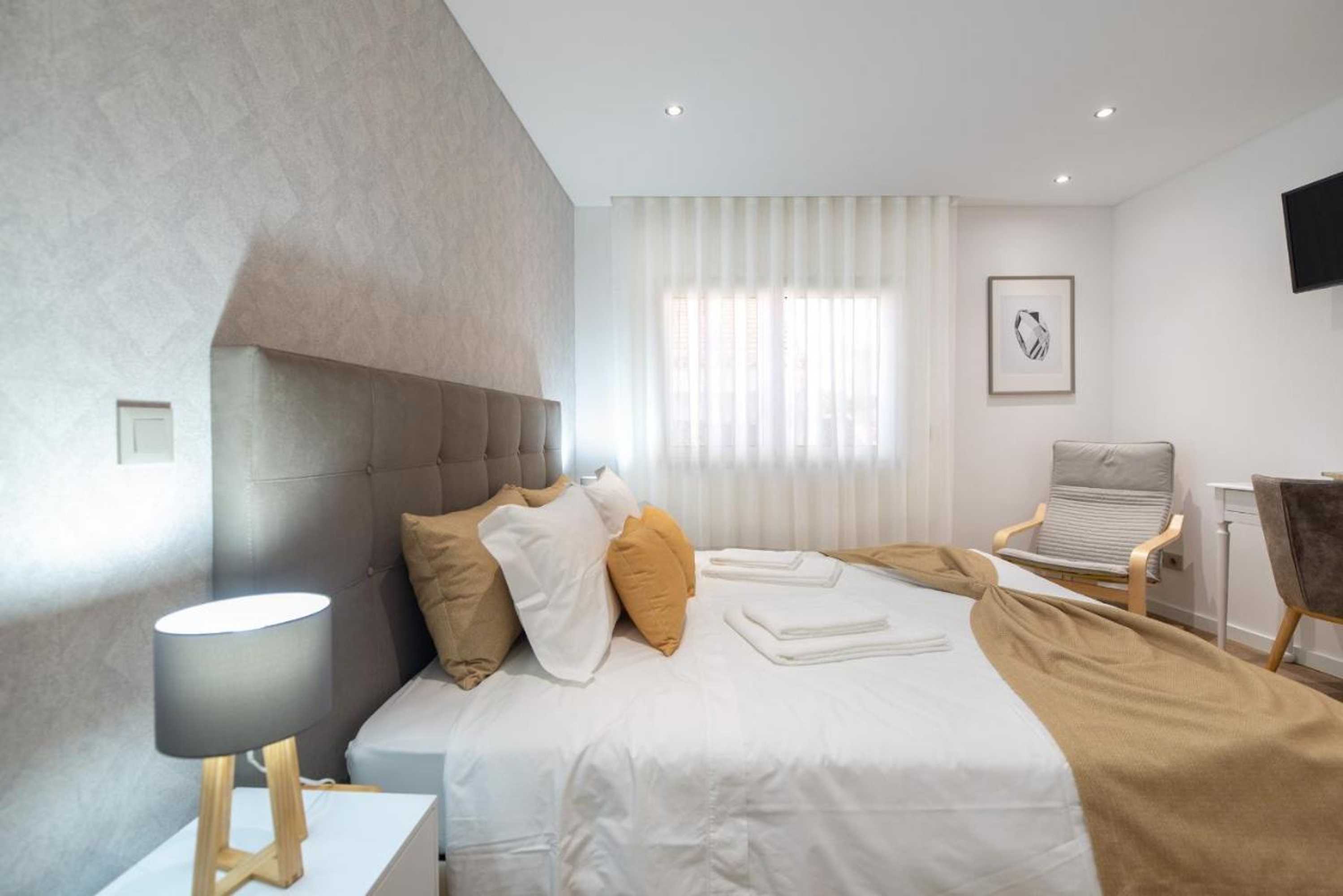 Gift card for 9 Quartos Alojamento