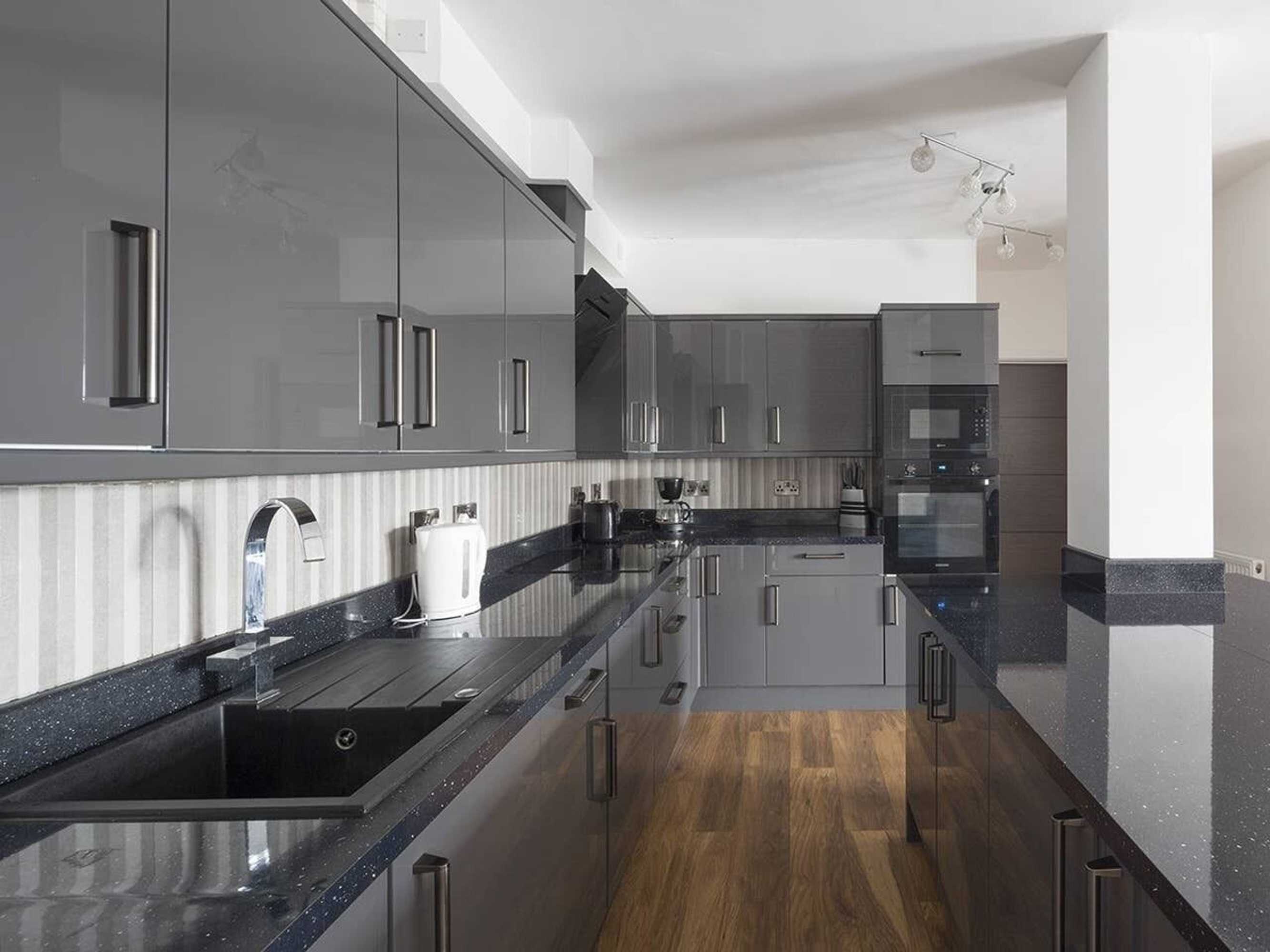 Gift card for Manhattan Heights 3