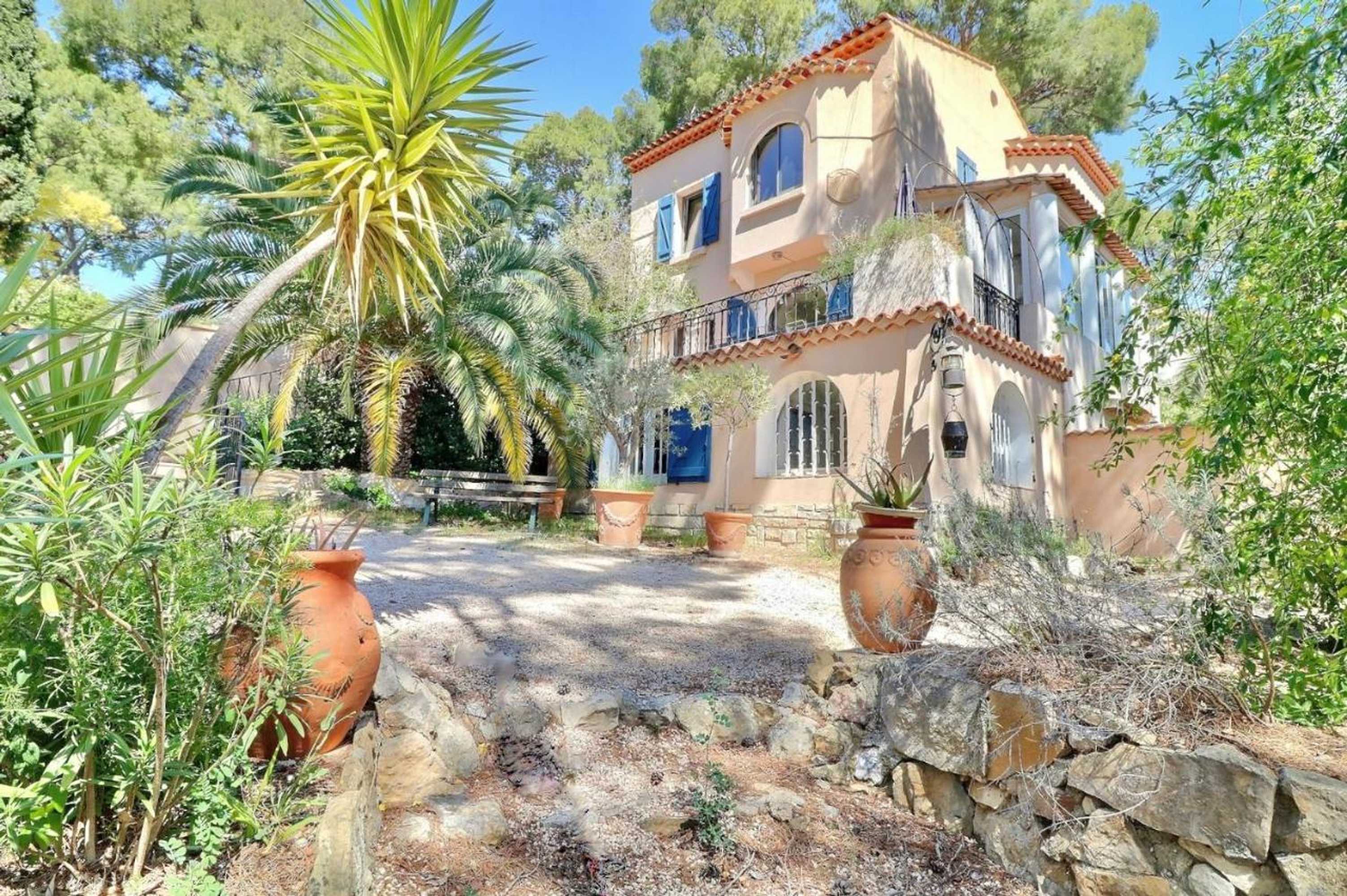 Gift card for Domaine du Peymian-Villa Art Deco Gift card for Domaine du Peymian-Villa Art Deco