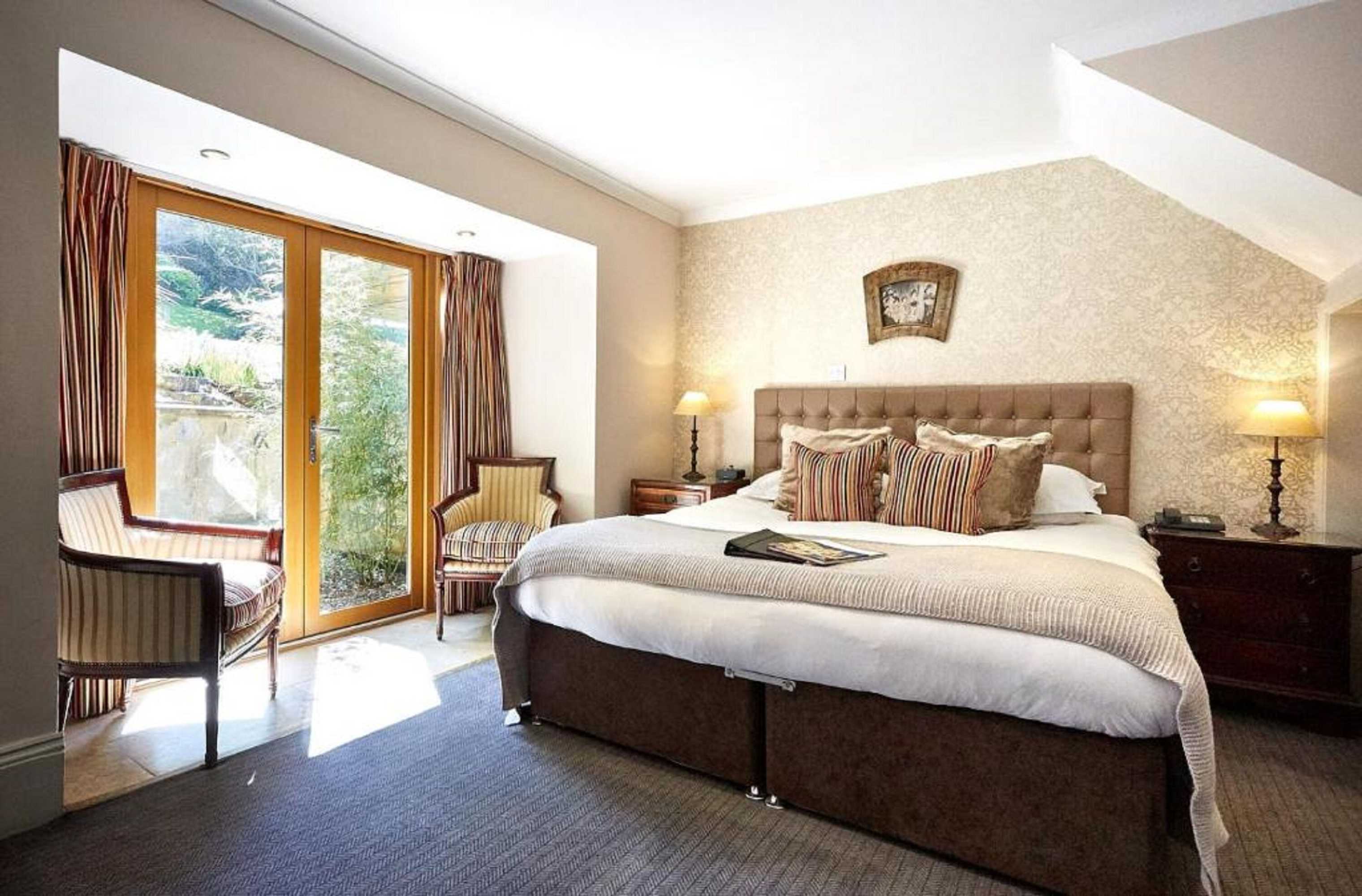 Gift card for Dorian House Boutique B&b - Free Parking! Gift card for Dorian House Boutique B&b - Free Parking!
