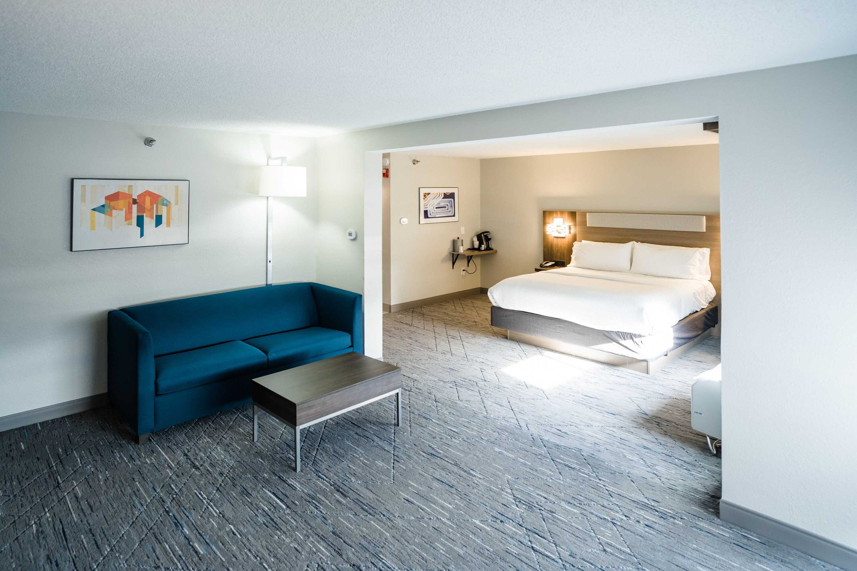 Gift card for Holiday Inn Express & Suites Knoxville-North-I-75 Exit 112 by Ihg Gift card for Holiday Inn Express & Suites Knoxville-North-I-75 Exit 112 by Ihg
