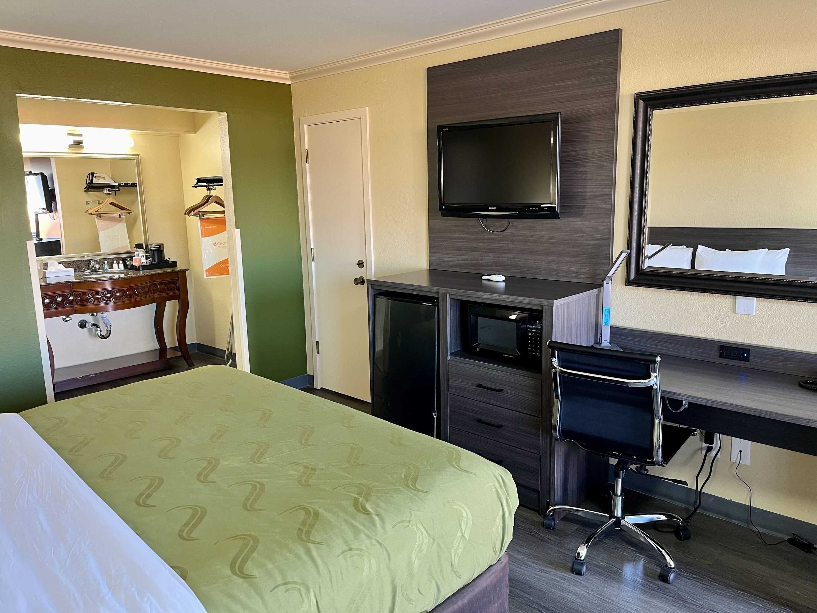 Gift card for Quality Inn Klamath Falls - Crater Lake Gateway Gift card for Quality Inn Klamath Falls - Crater Lake Gateway