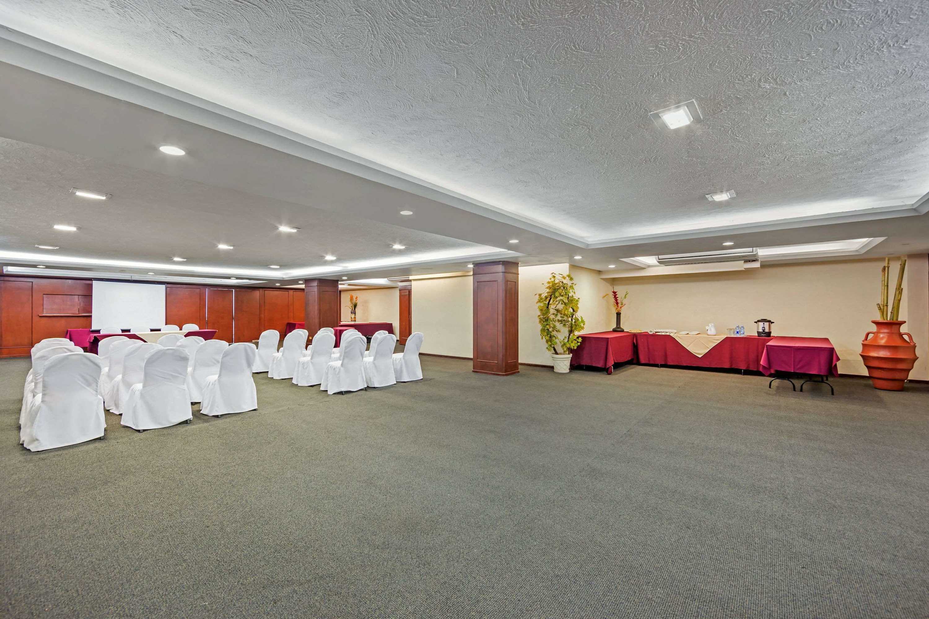 Gift card for Quality Inn Aguascalientes Gift card for Quality Inn Aguascalientes