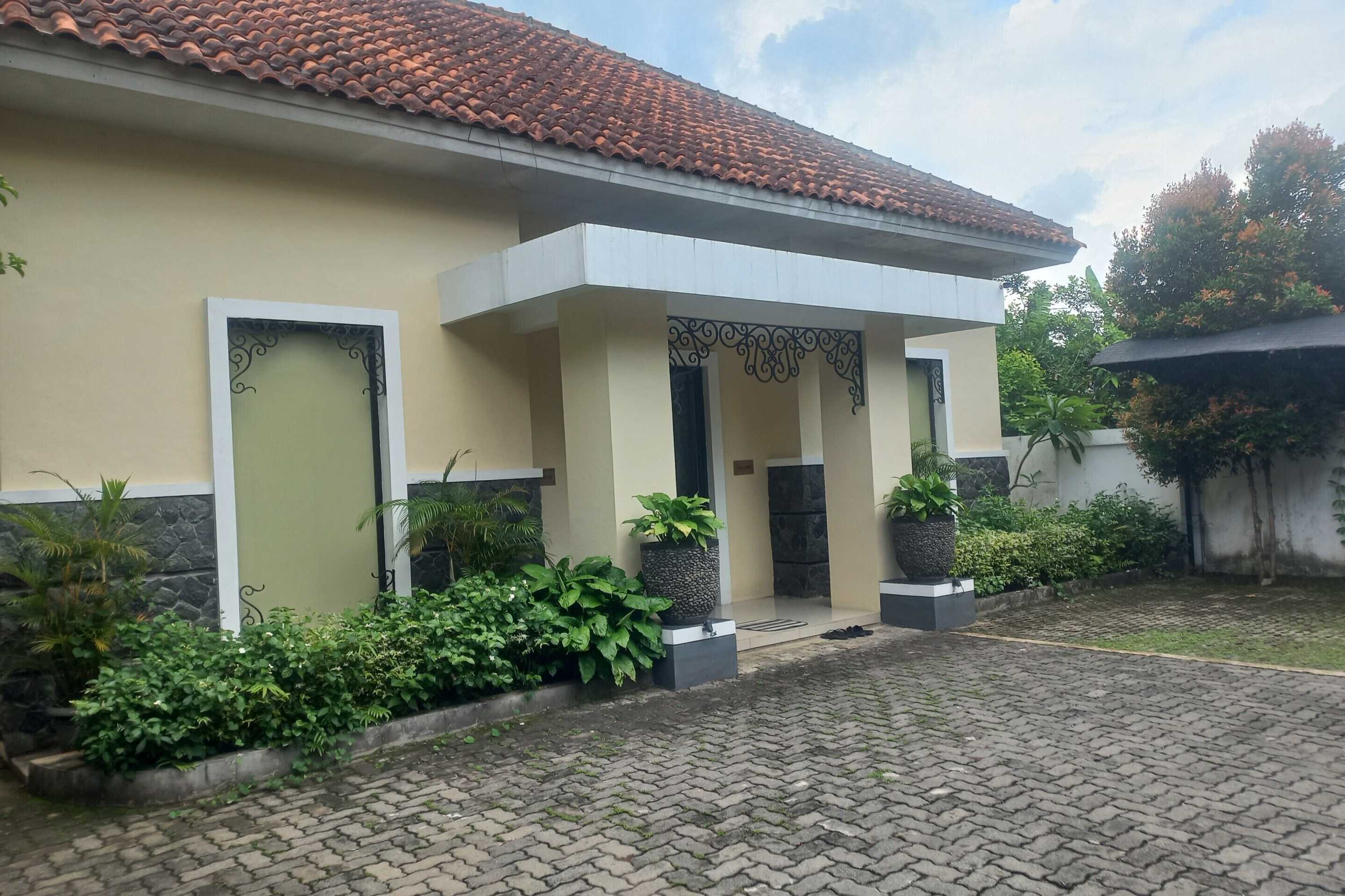 Gift card for Capital O 93872 Natura Guest House Syariah Near Alun Alun Kota Purwokerto Gift card for Capital O 93872 Natura Guest House Syariah Near Alun Alun Kota Purwokerto