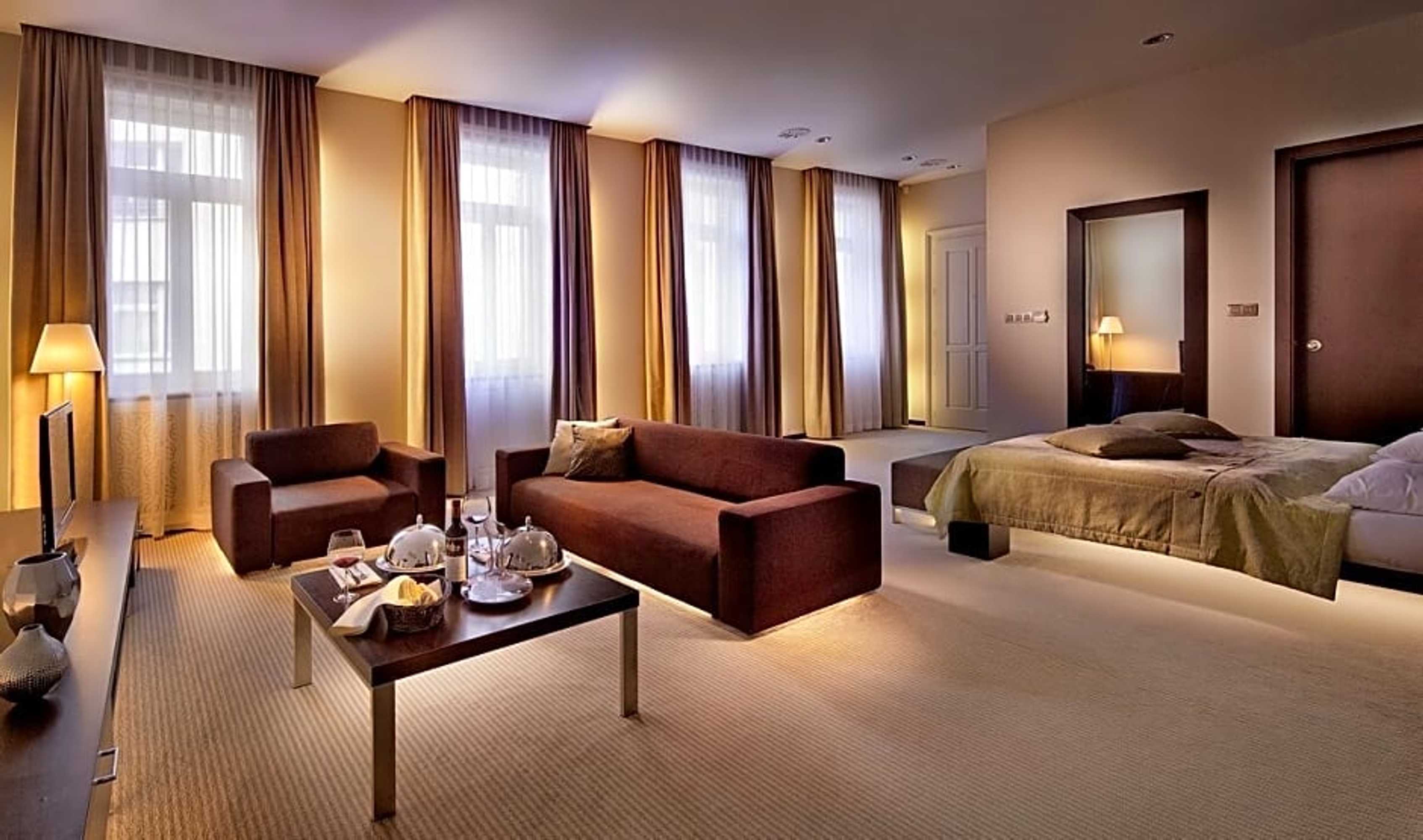 Gift card for Roset Hotel & Residence Gift card for Roset Hotel & Residence