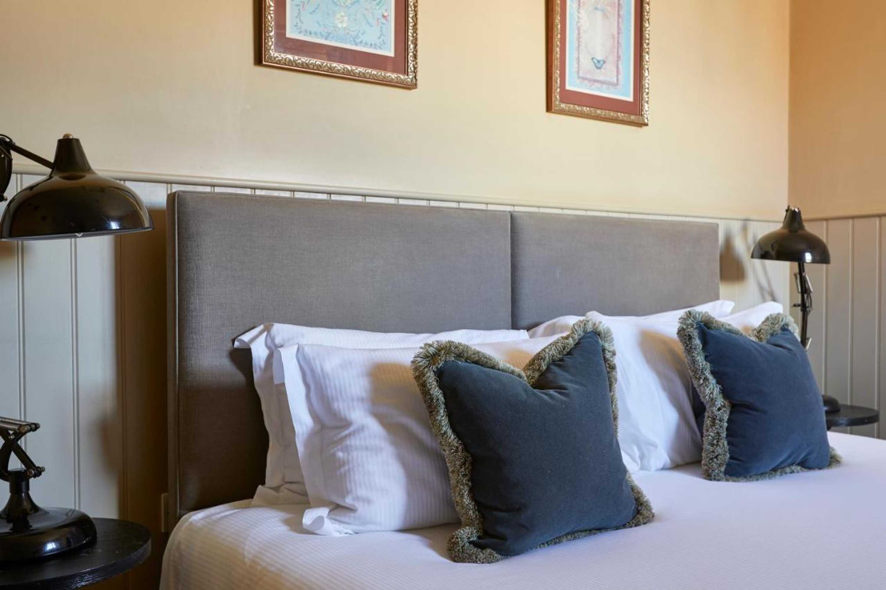 Gift card for The White Hart Somerton