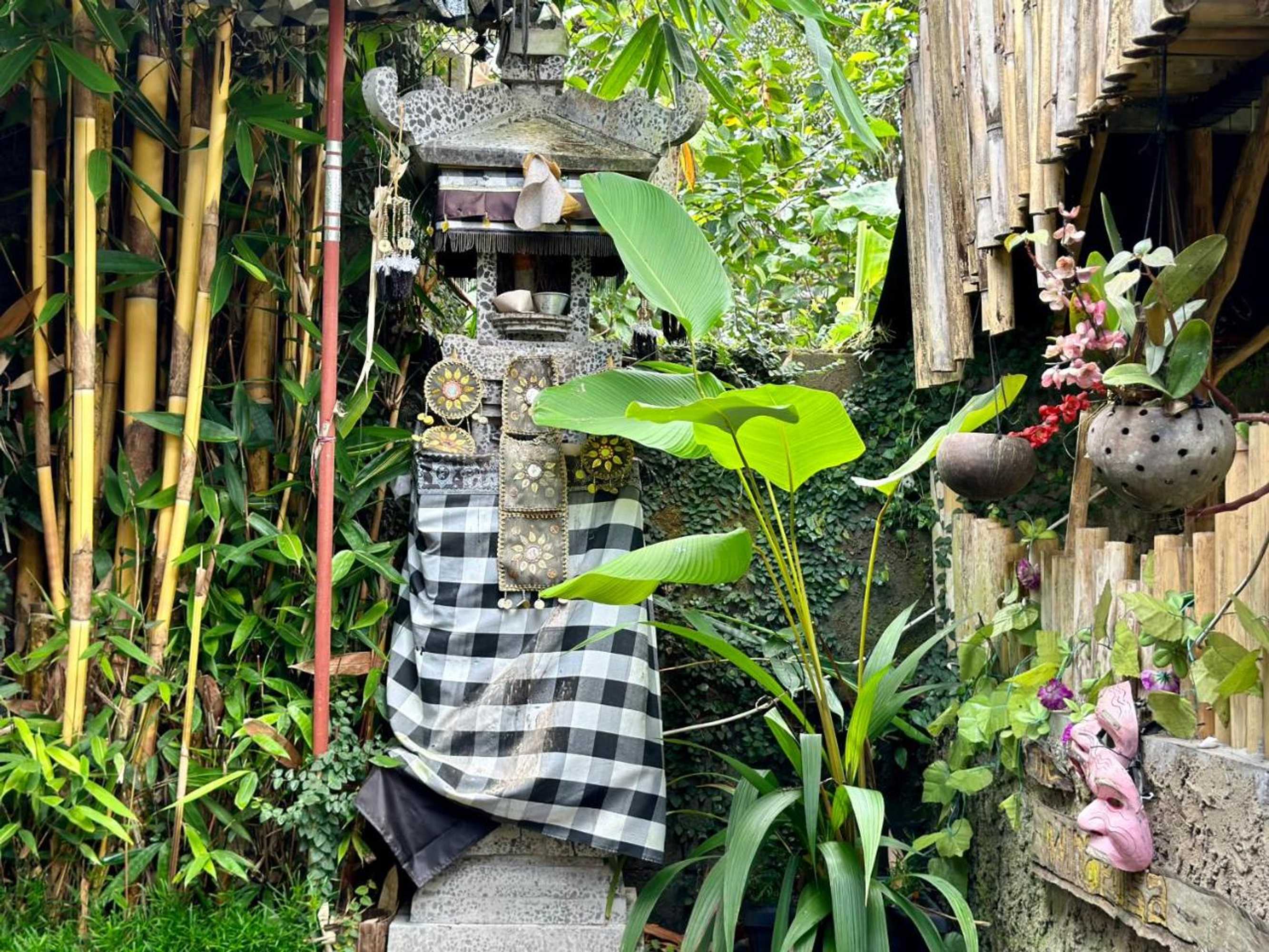 Gift card for Winaposa Villas And Warung Pudak