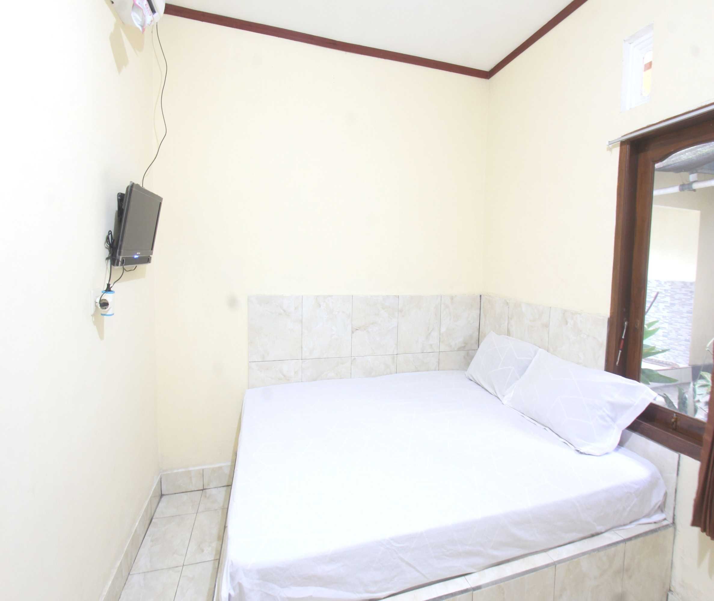 Gift card for Oyo 93666 Lestari Homestay Gift card for Oyo 93666 Lestari Homestay