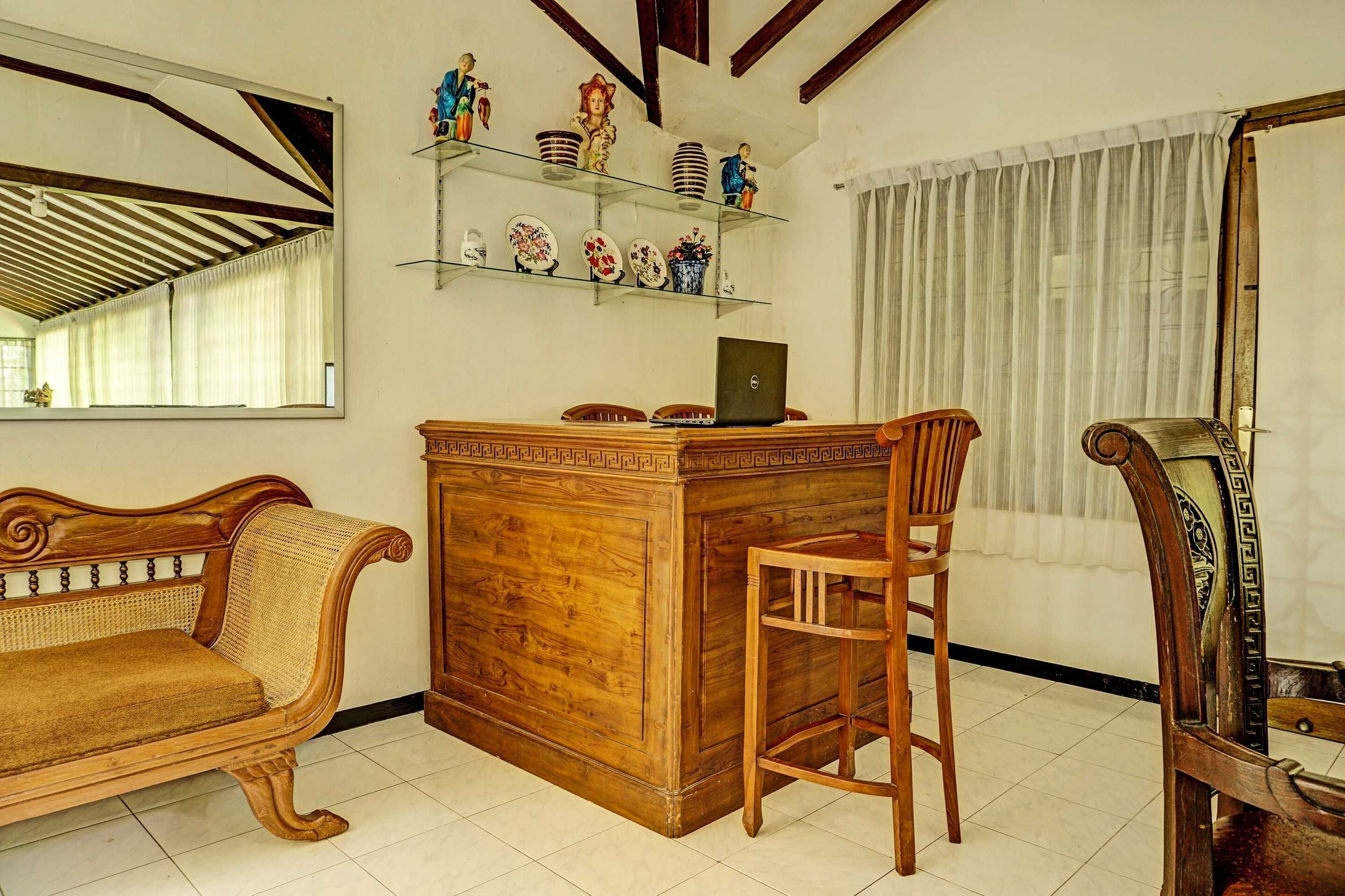 Gift card for Oyo Life 92376 Agape Villa