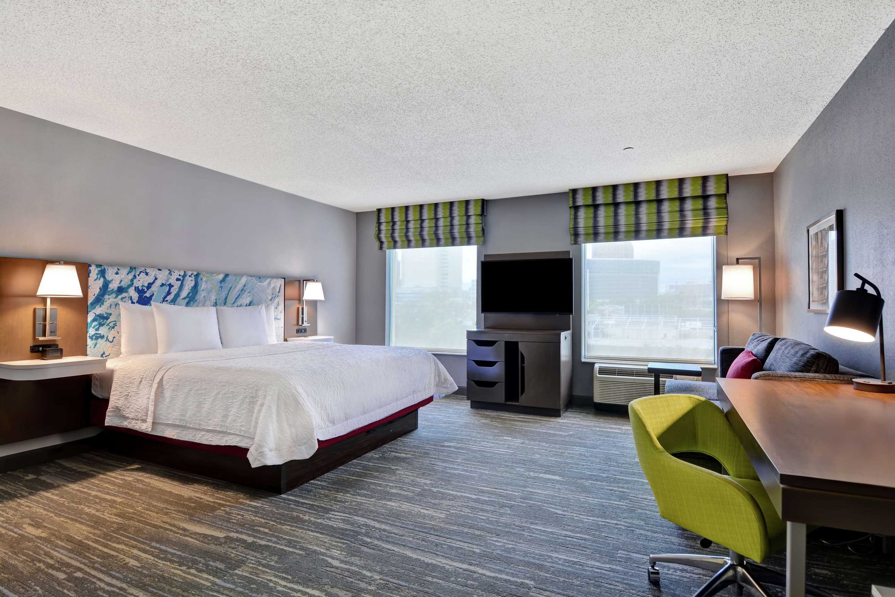 Gift card for Hampton Inn & Suites Newark-Harrison-Riverwalk Gift card for Hampton Inn & Suites Newark-Harrison-Riverwalk