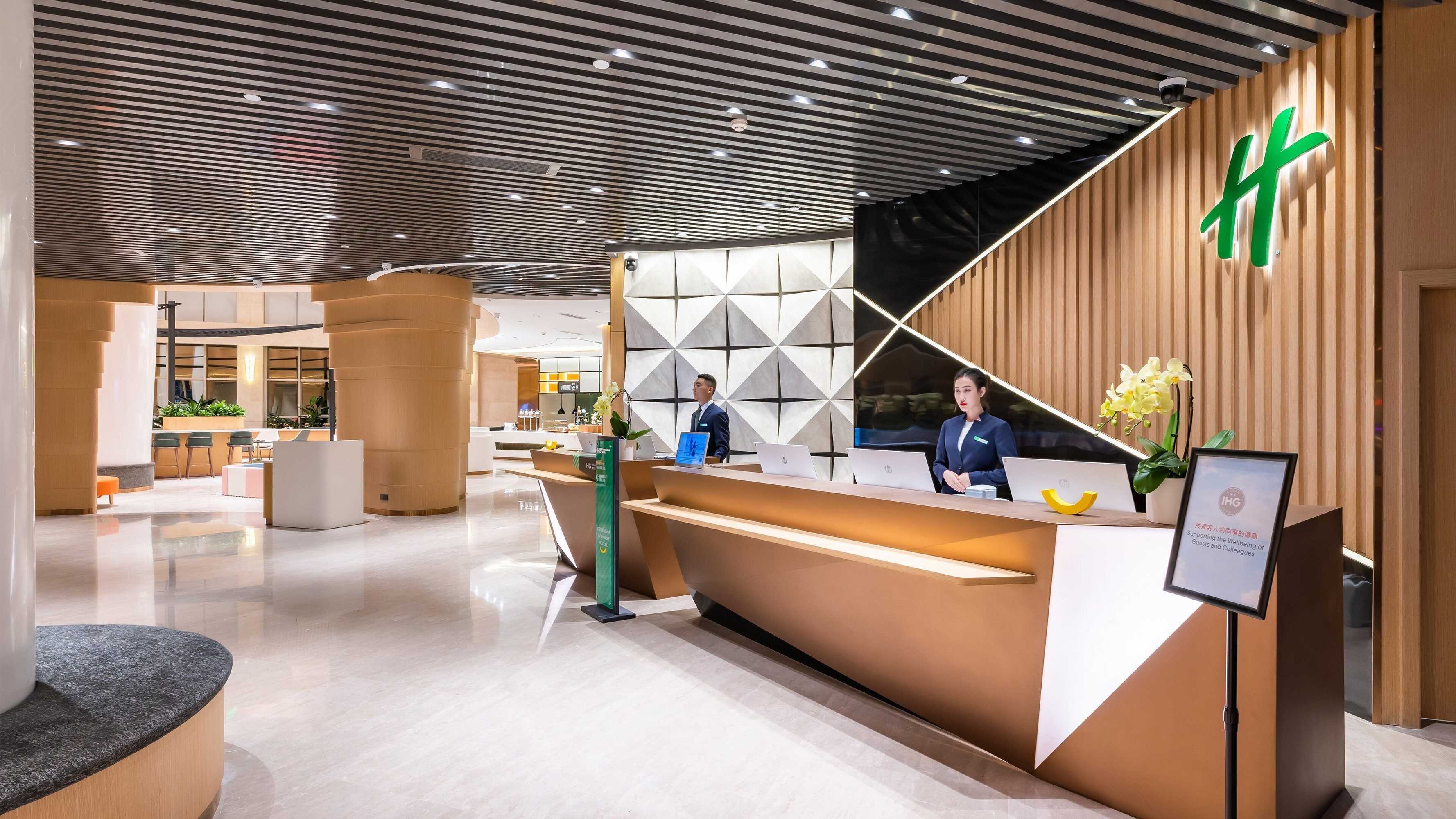 Gift card for Holiday Inn Chongqing Guanyinqiao by Ihg Gift card for Holiday Inn Chongqing Guanyinqiao by Ihg