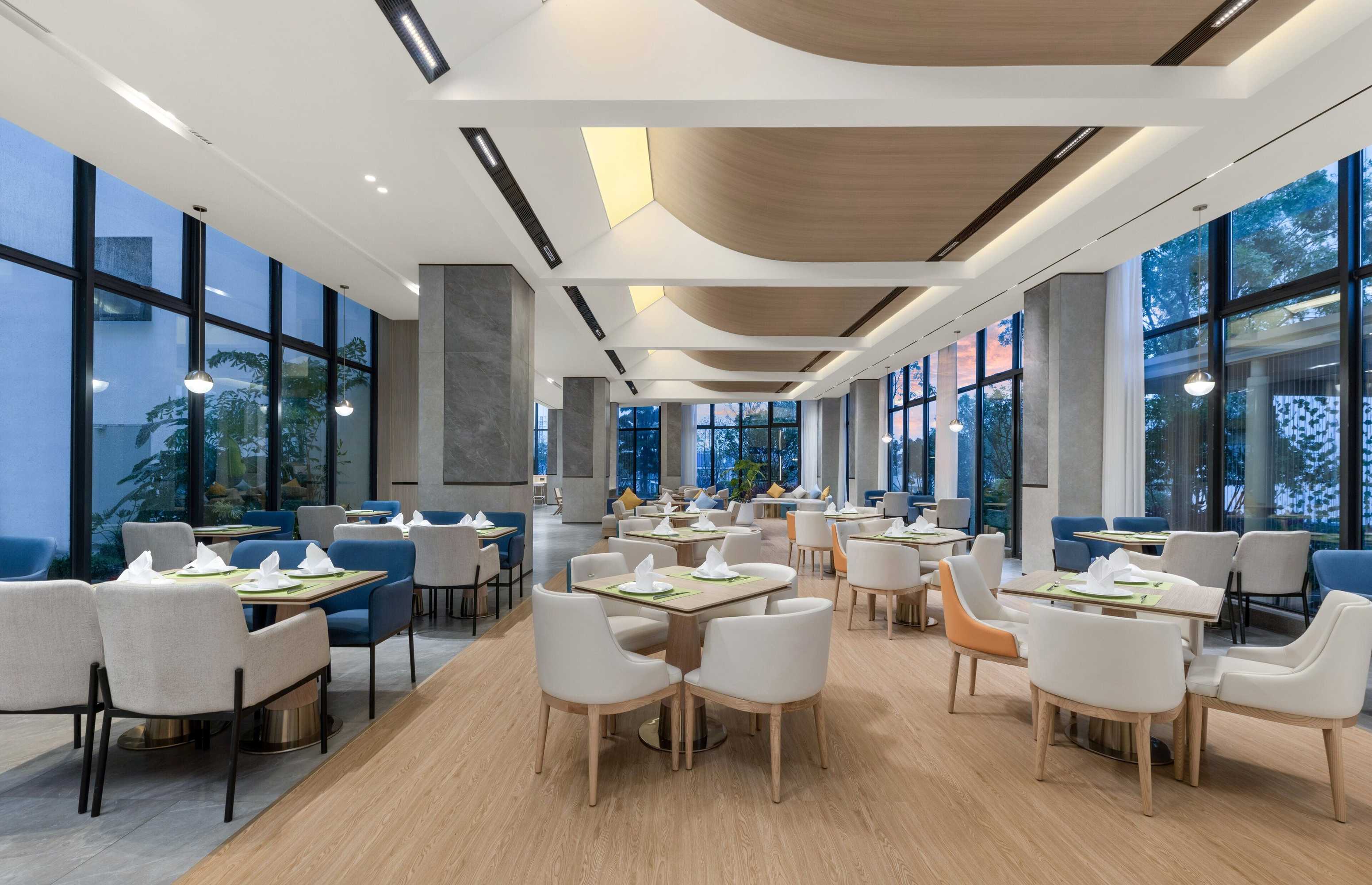 Gift card for Holiday Inn Express Jiangmen Yinhu Bay by Ihg Gift card for Holiday Inn Express Jiangmen Yinhu Bay by Ihg