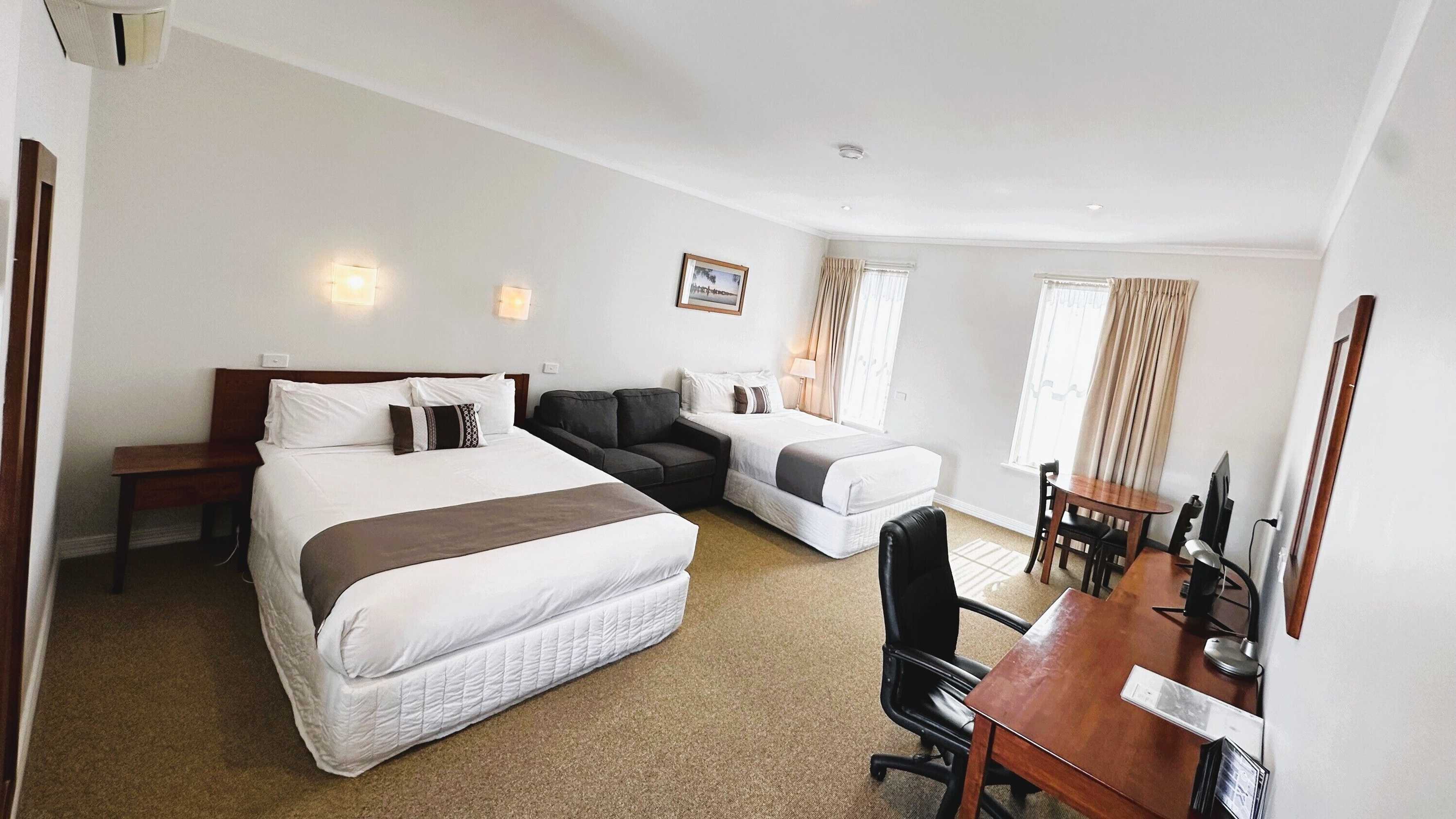 Gift card for Lake Inn Ballarat Gift card for Lake Inn Ballarat
