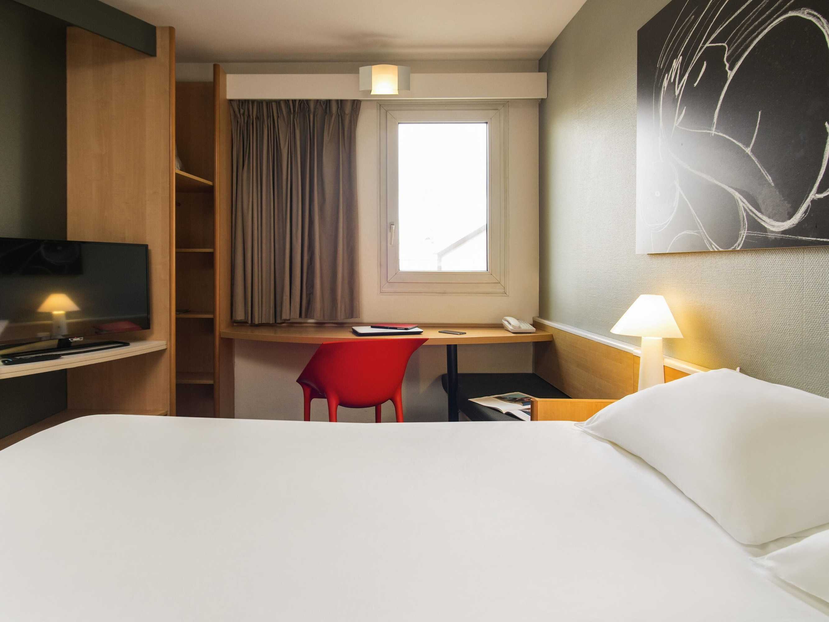 Gift card for Ibis Reims Tinqueux Gift card for Ibis Reims Tinqueux