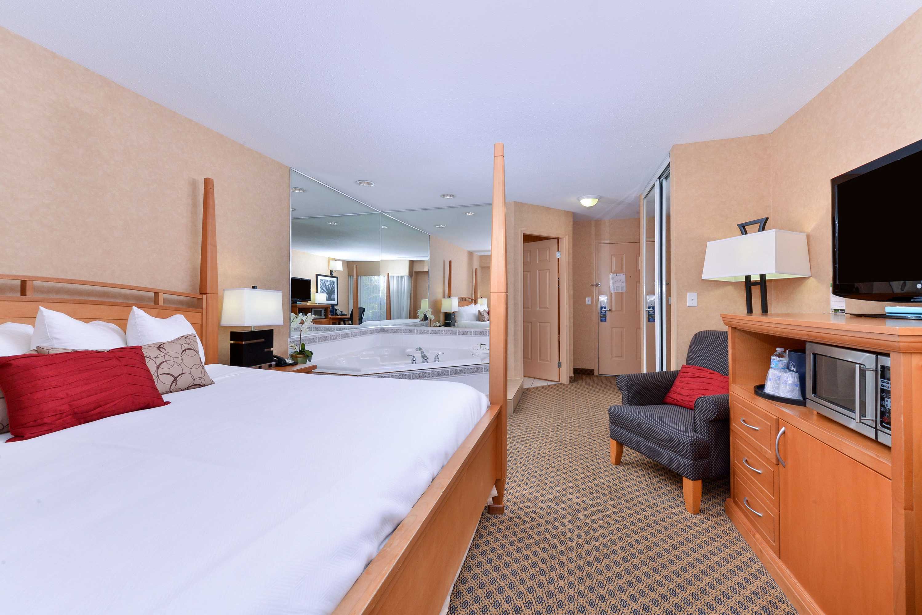 Gift card for Best Western Plus Regency Inn & Conference Centre Gift card for Best Western Plus Regency Inn & Conference Centre