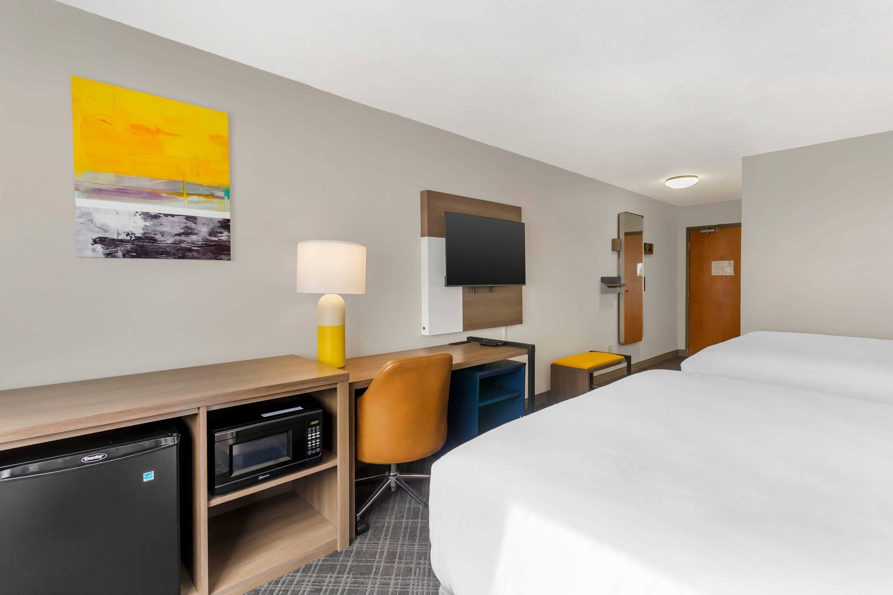 Gift card for Comfort Inn Huntington Near University Area